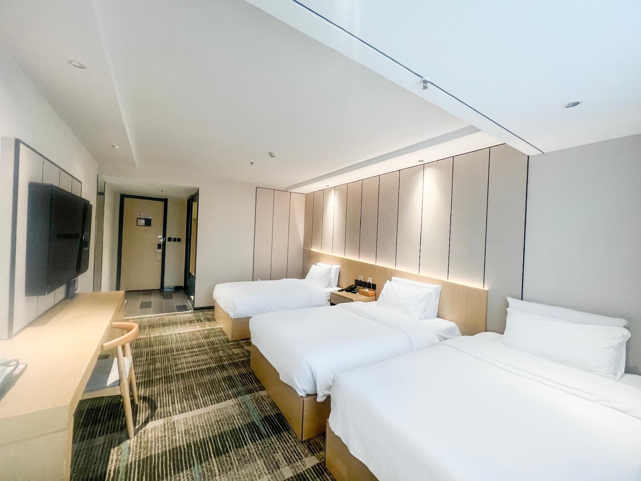 Huazhu - Triple Room