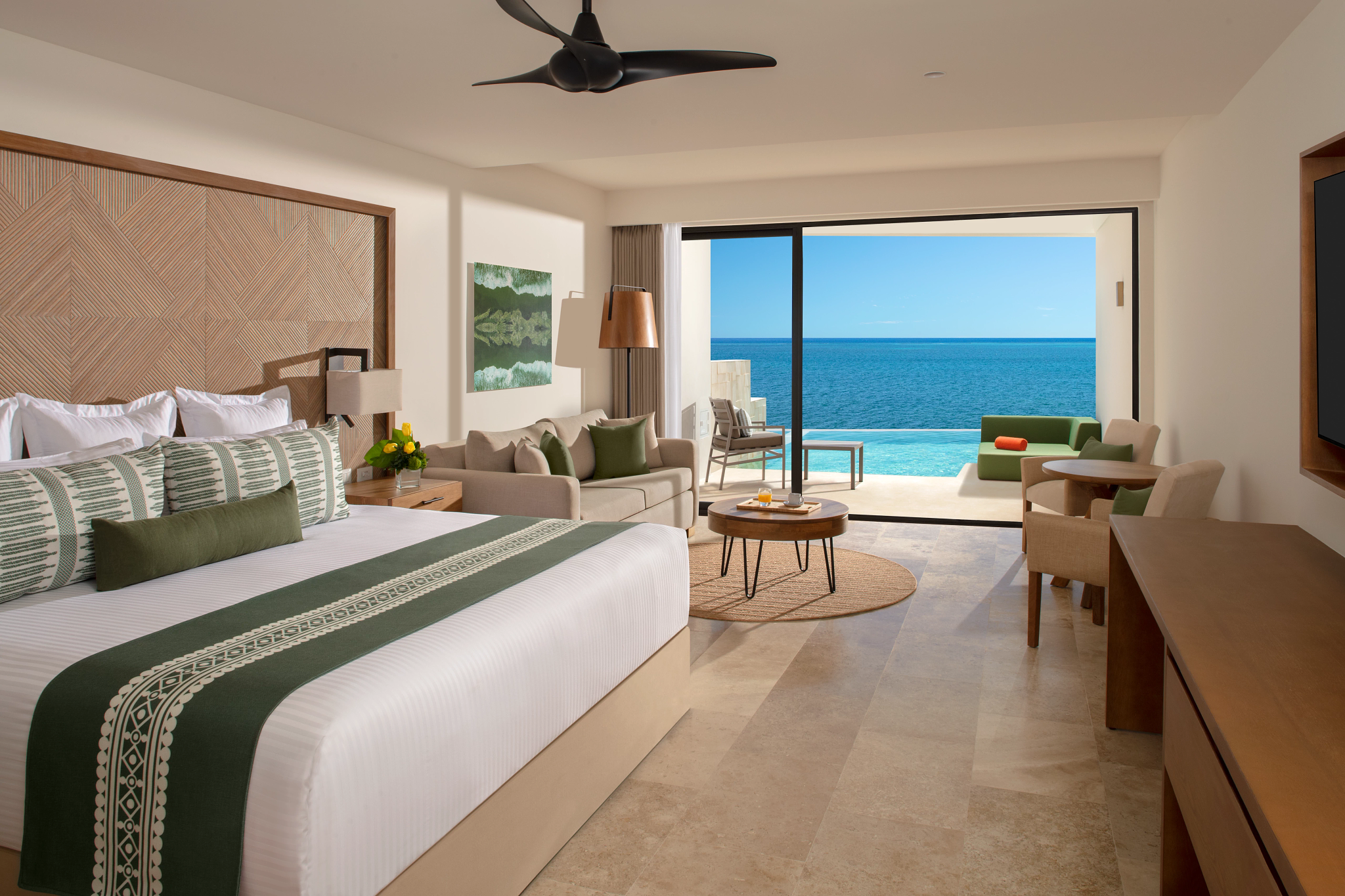 Preferred Club Indigo Junior Suite Swim Out Ocean Front King