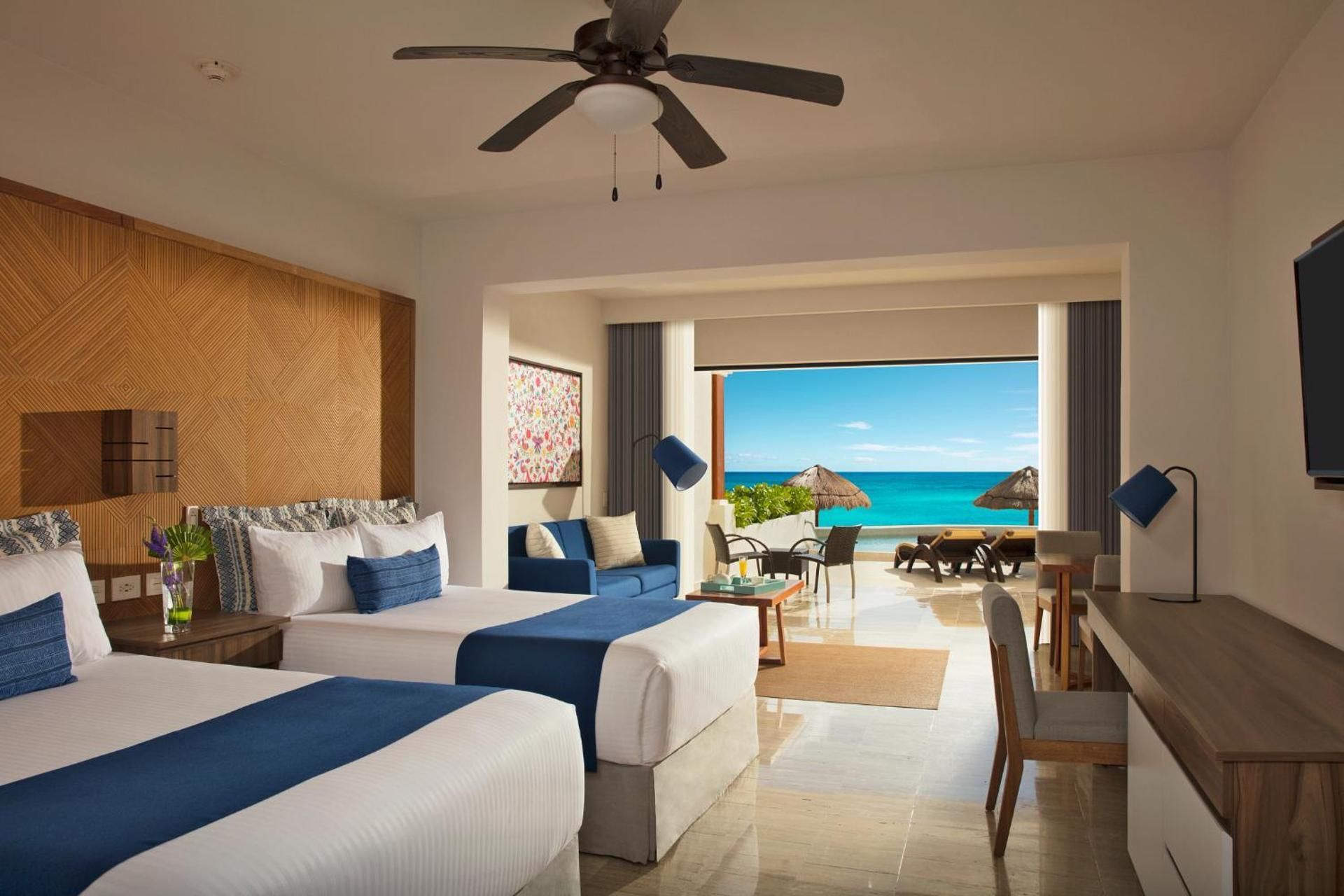 Preferred Club Junior Suite Ocean Front Double - All Inclusive