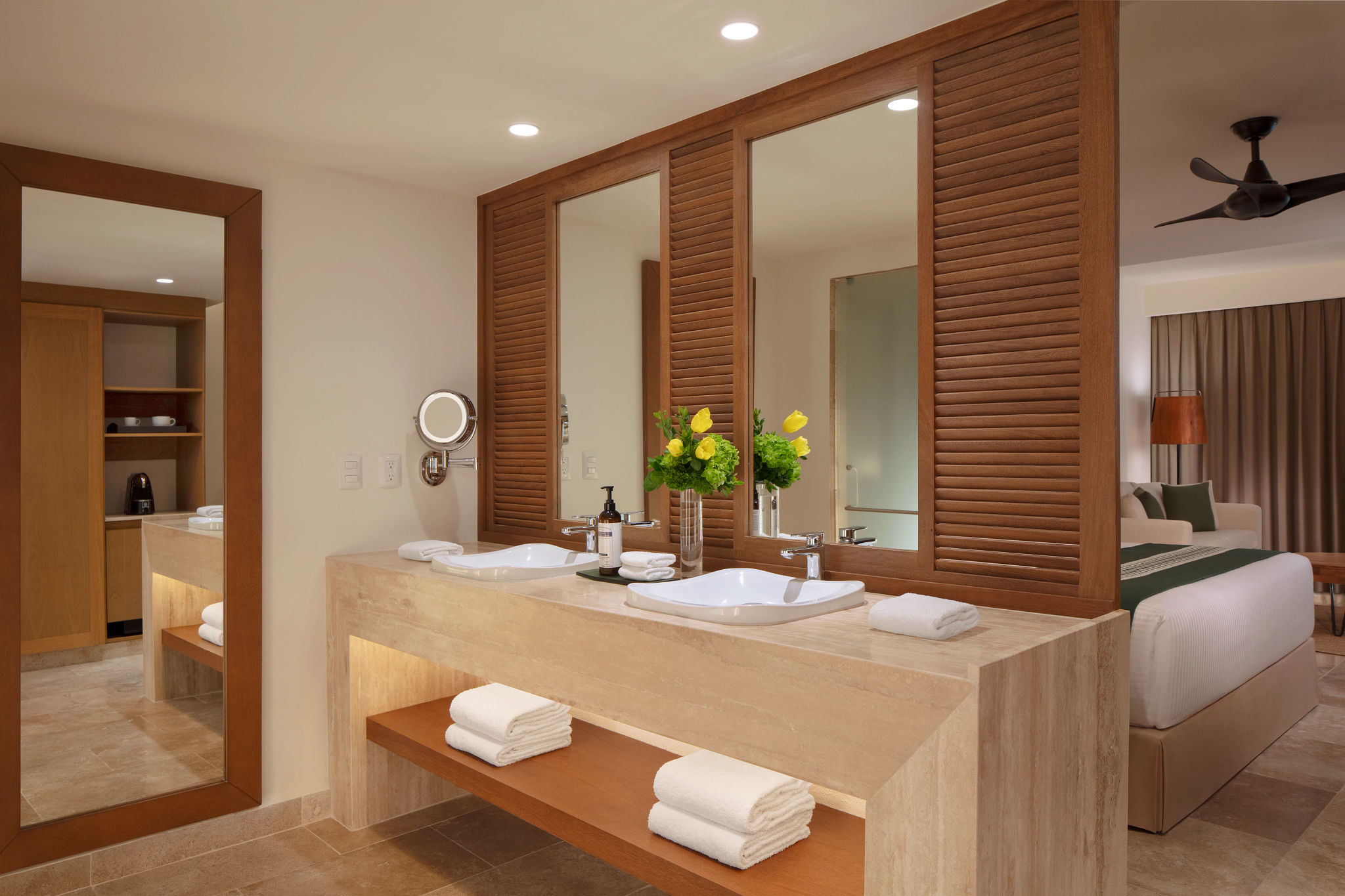 Preferred Club Indigo Junior Suite Swim Out Ocean Front King