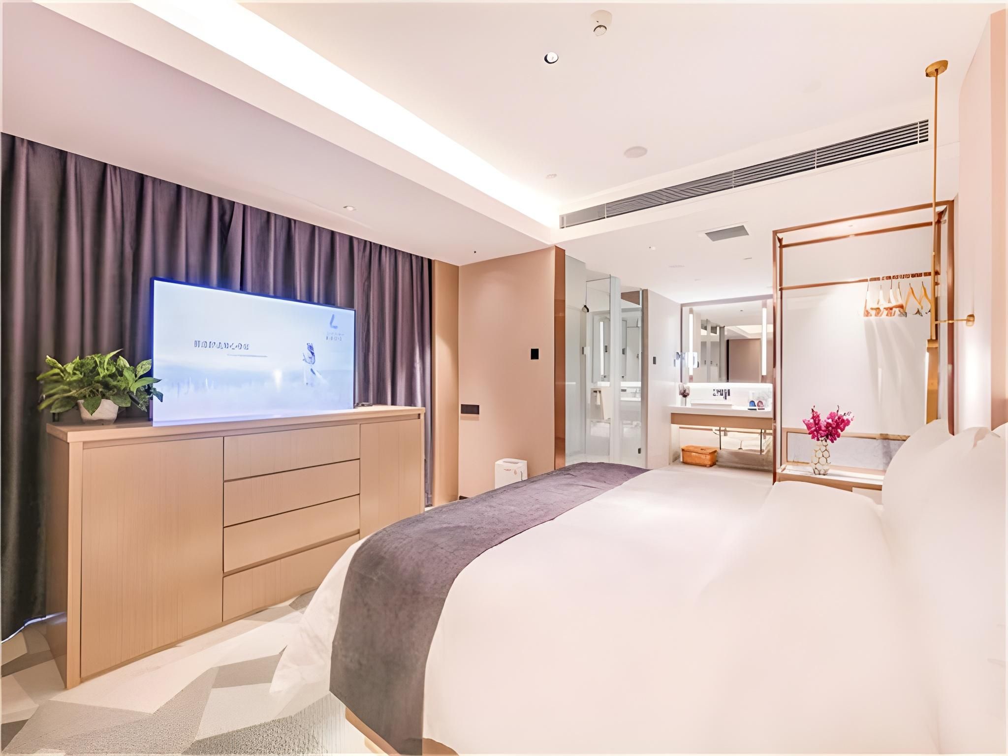 WH - 1 Bed Room with View