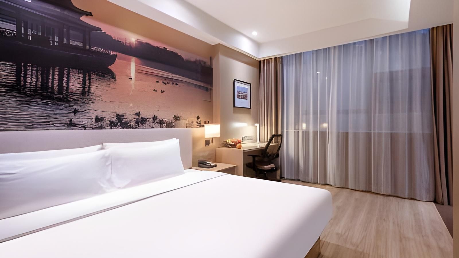 Huazhu - Business Bed Room