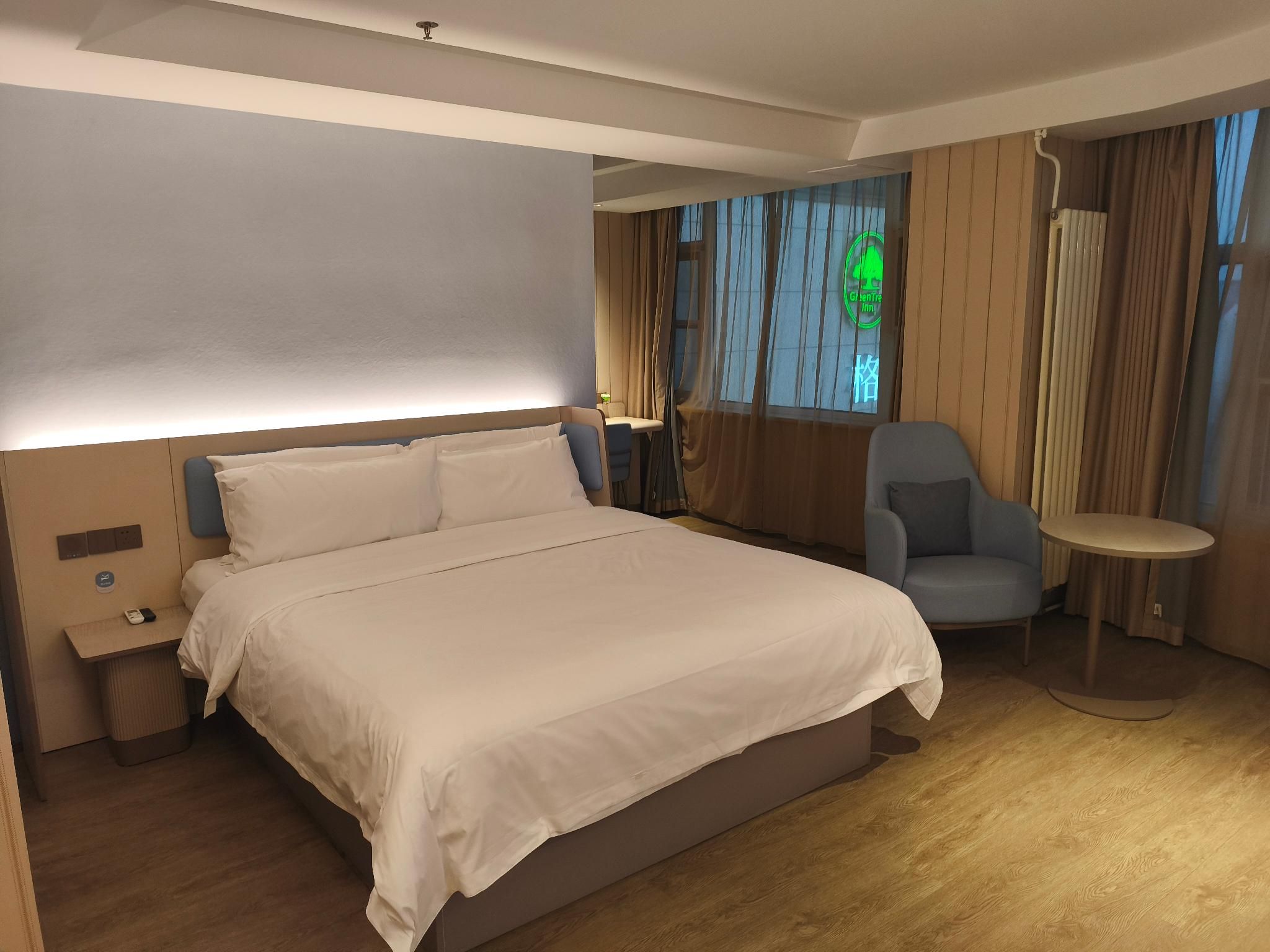 Marsden Luxury Suite