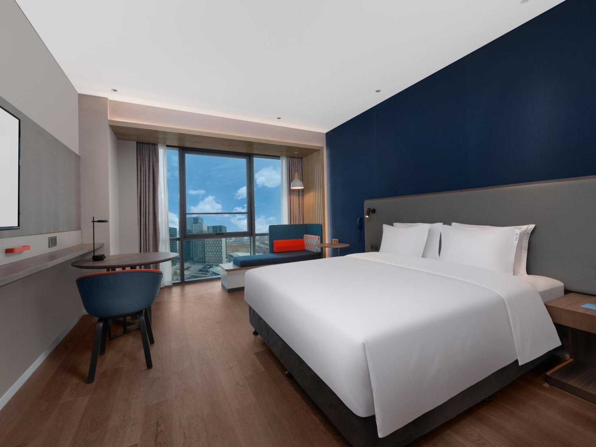 1 Bedroom Suite