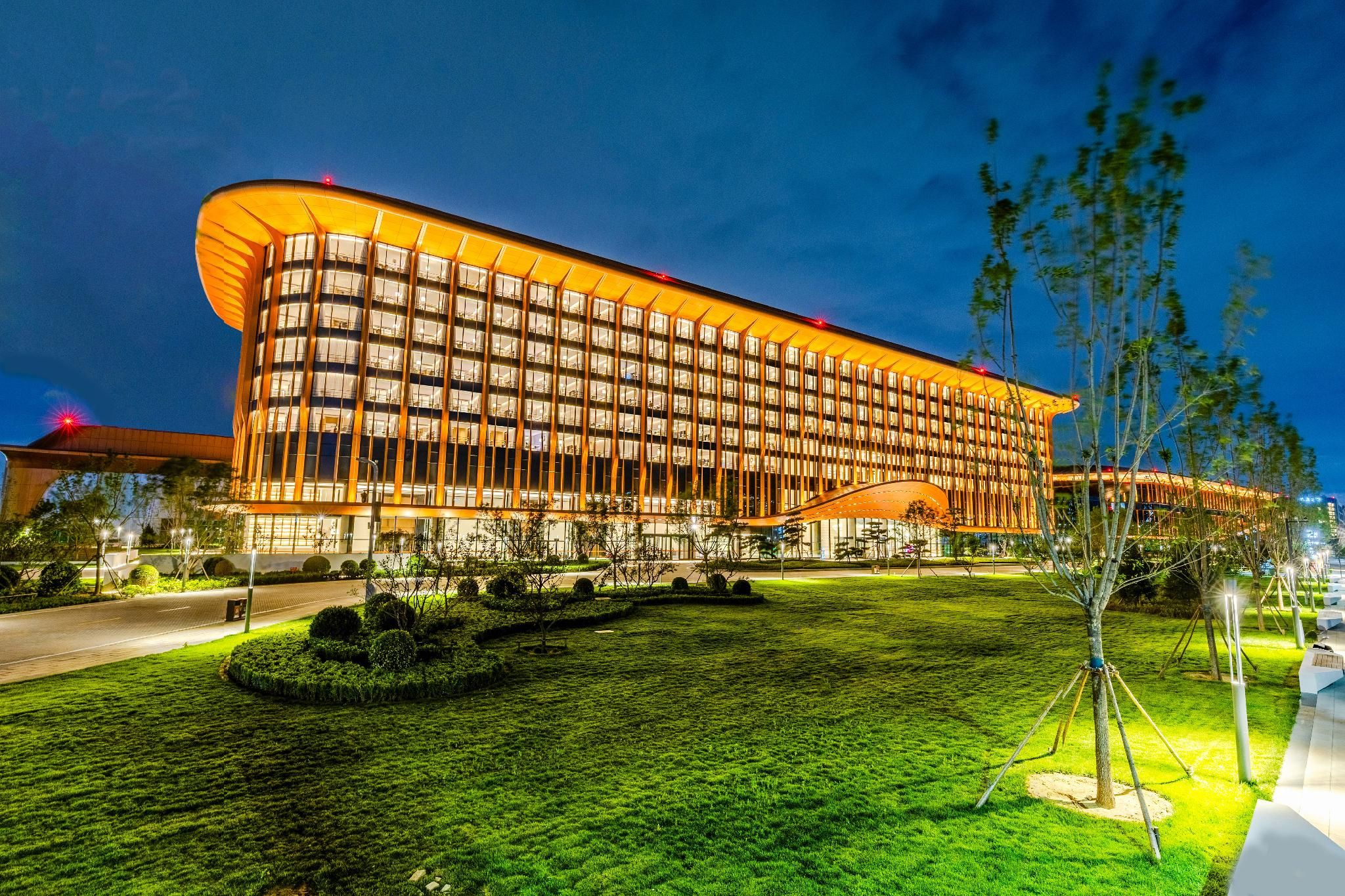 Capital International Convention and Exhibition Center Hotel