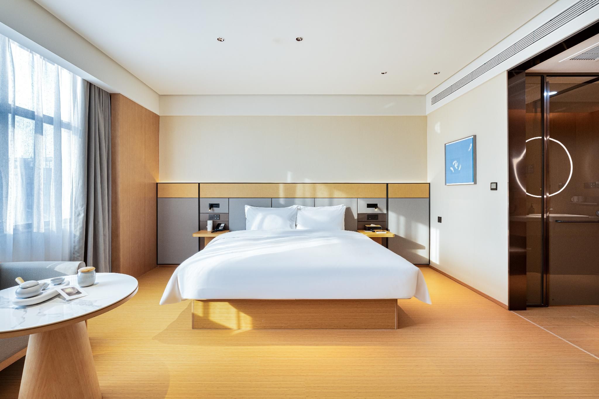 Huazhu - Superior T Bed Room