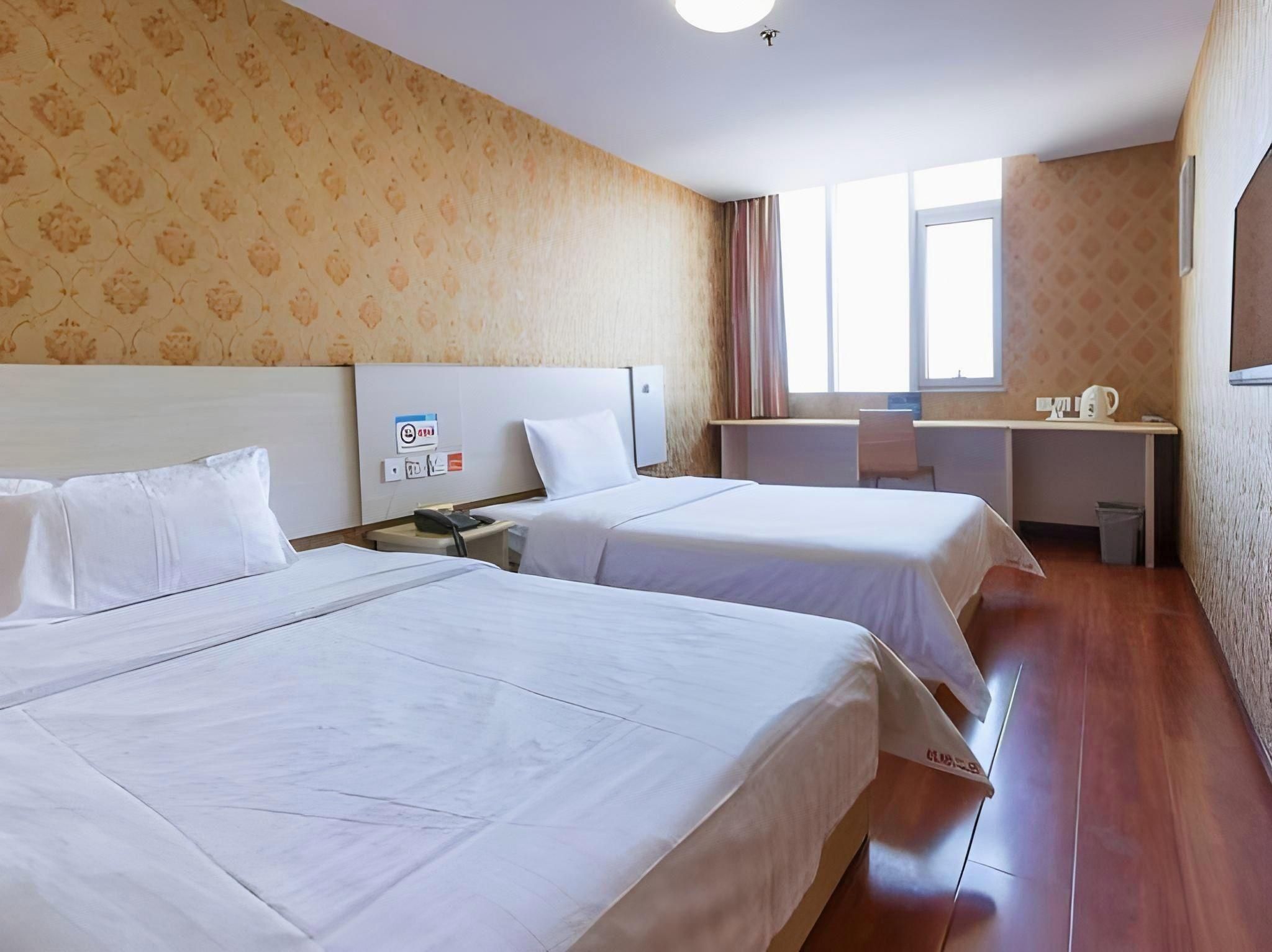 WH - Traditional Bed Room