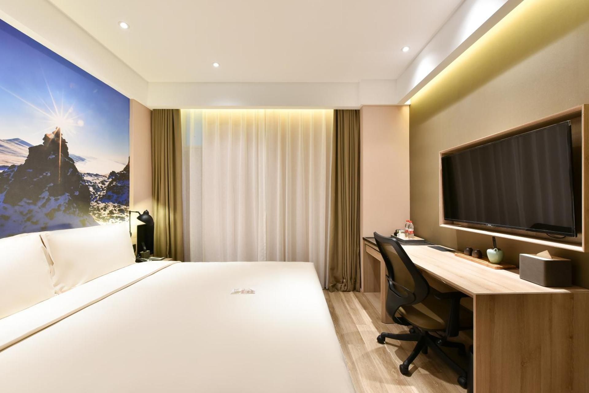 Elegant Double Room with Inner Window