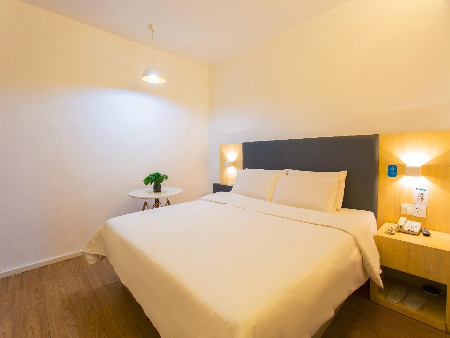 SHUYA Superior Queen Room