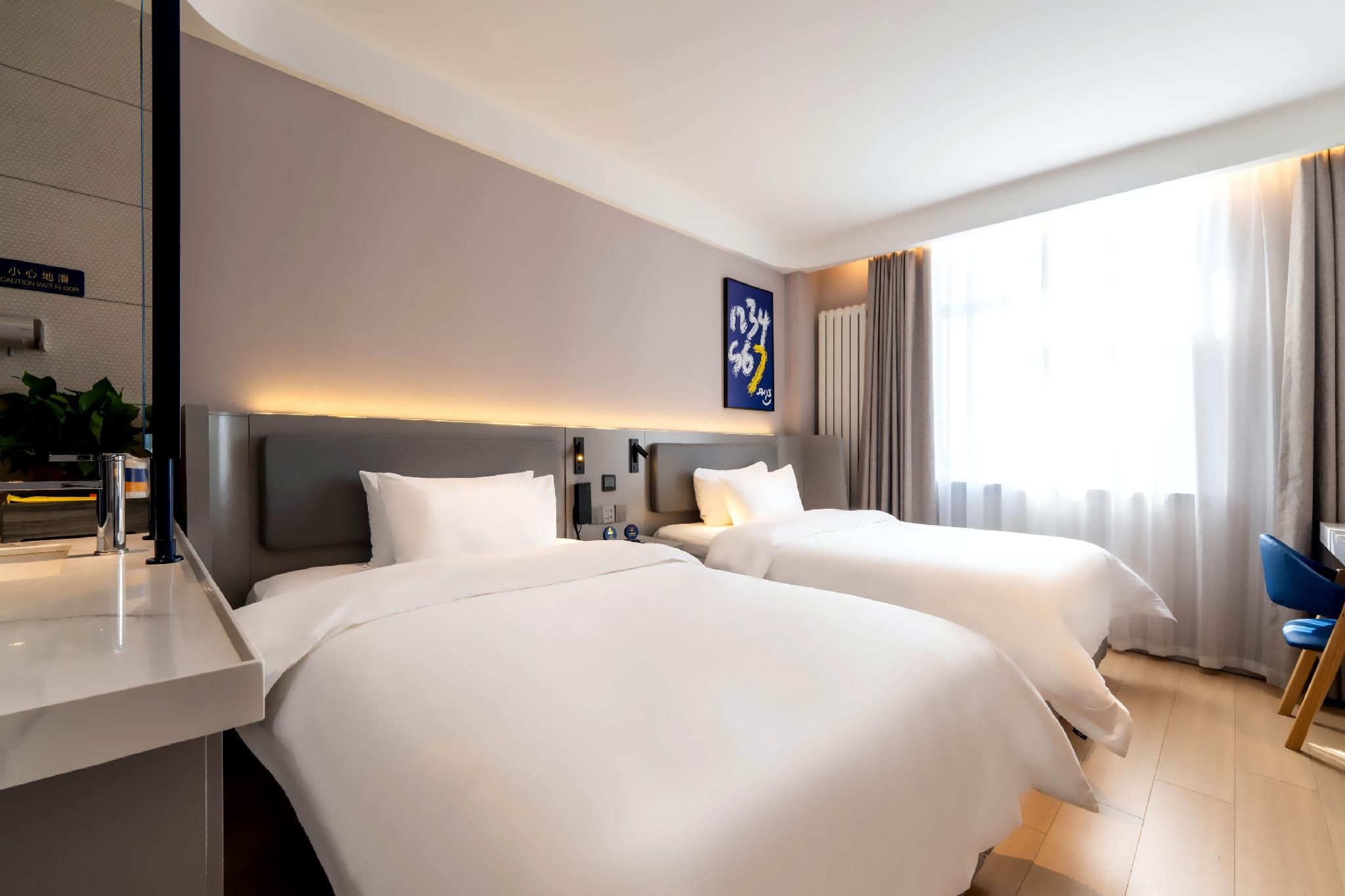 WH - Traditional Bed Room