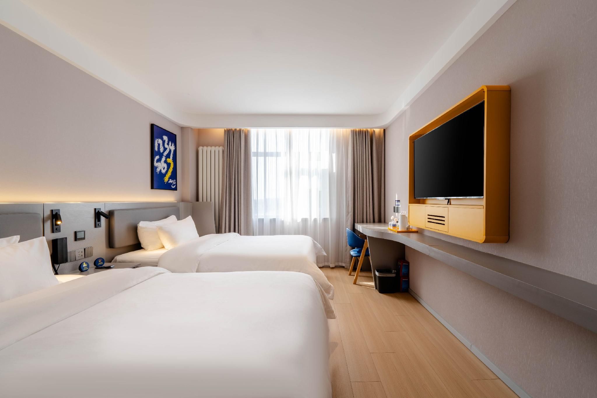 WH - Traditional Bed Room