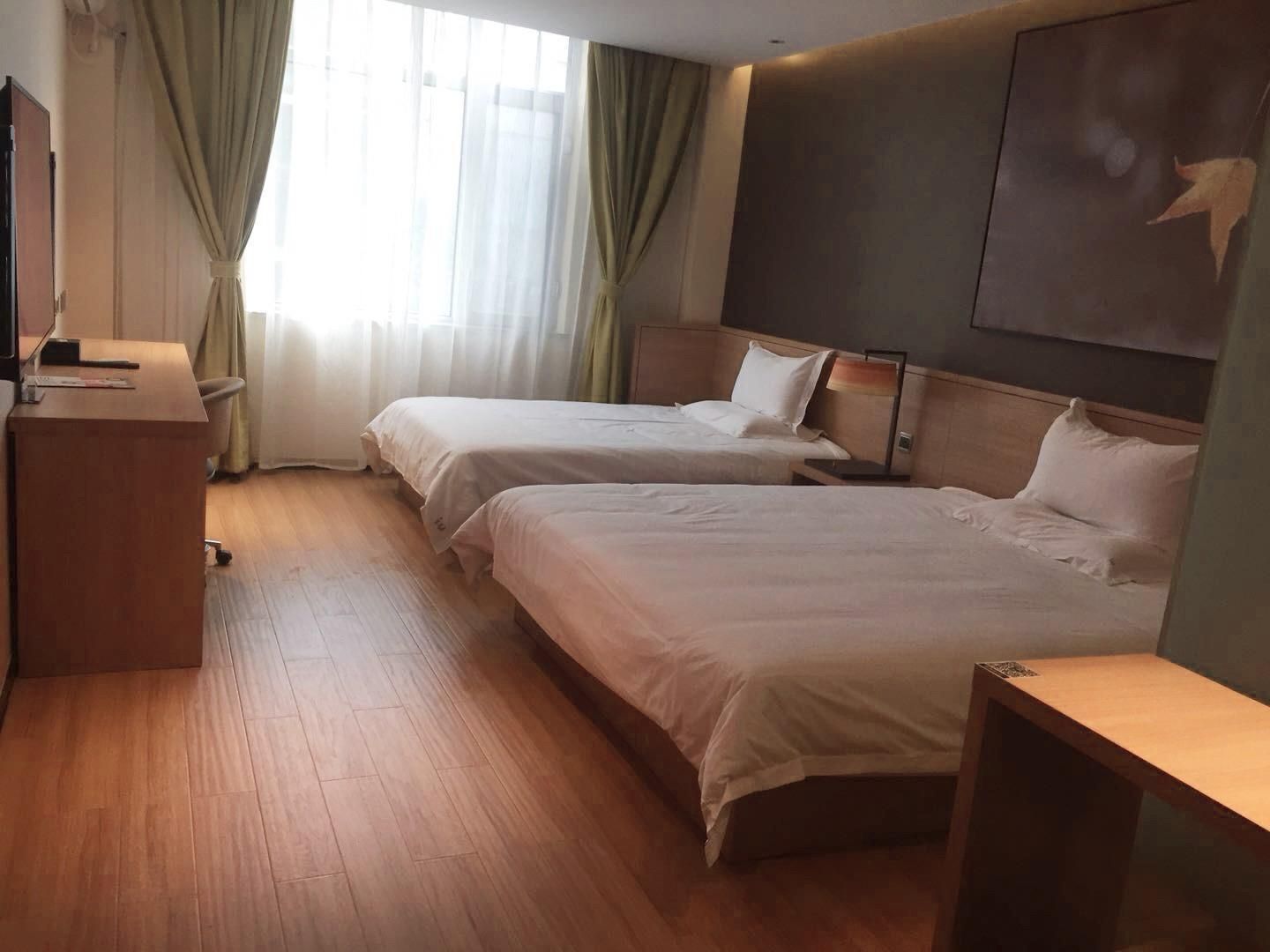 IU U Family Suite