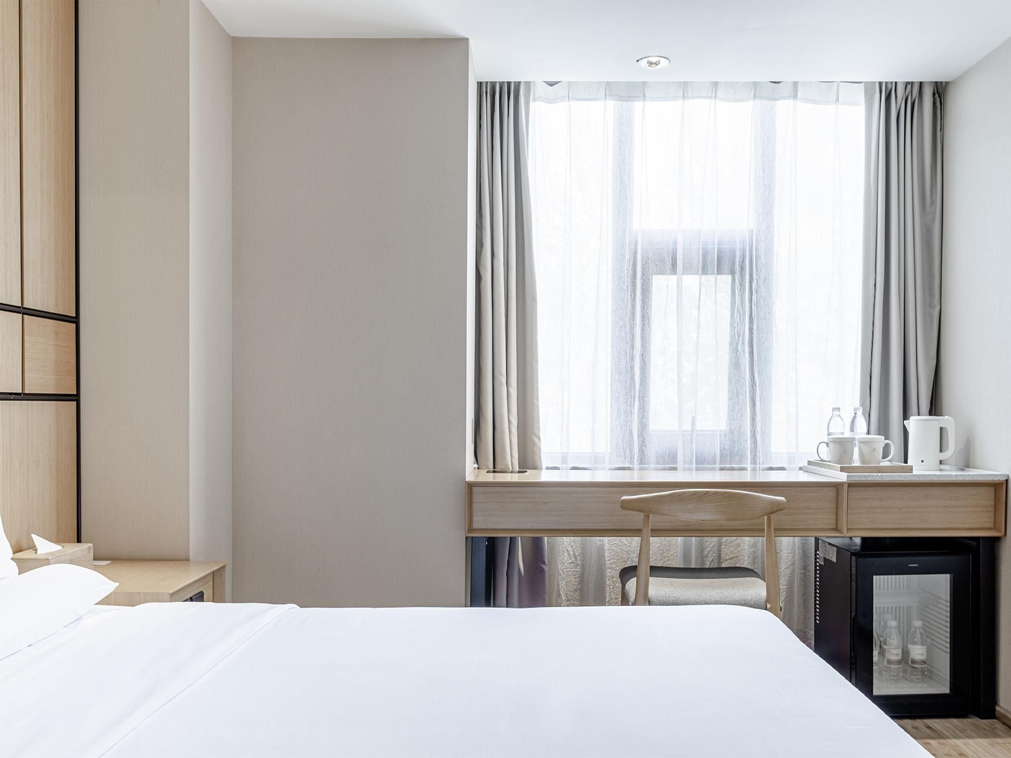 SHUYA Superior Queen Room