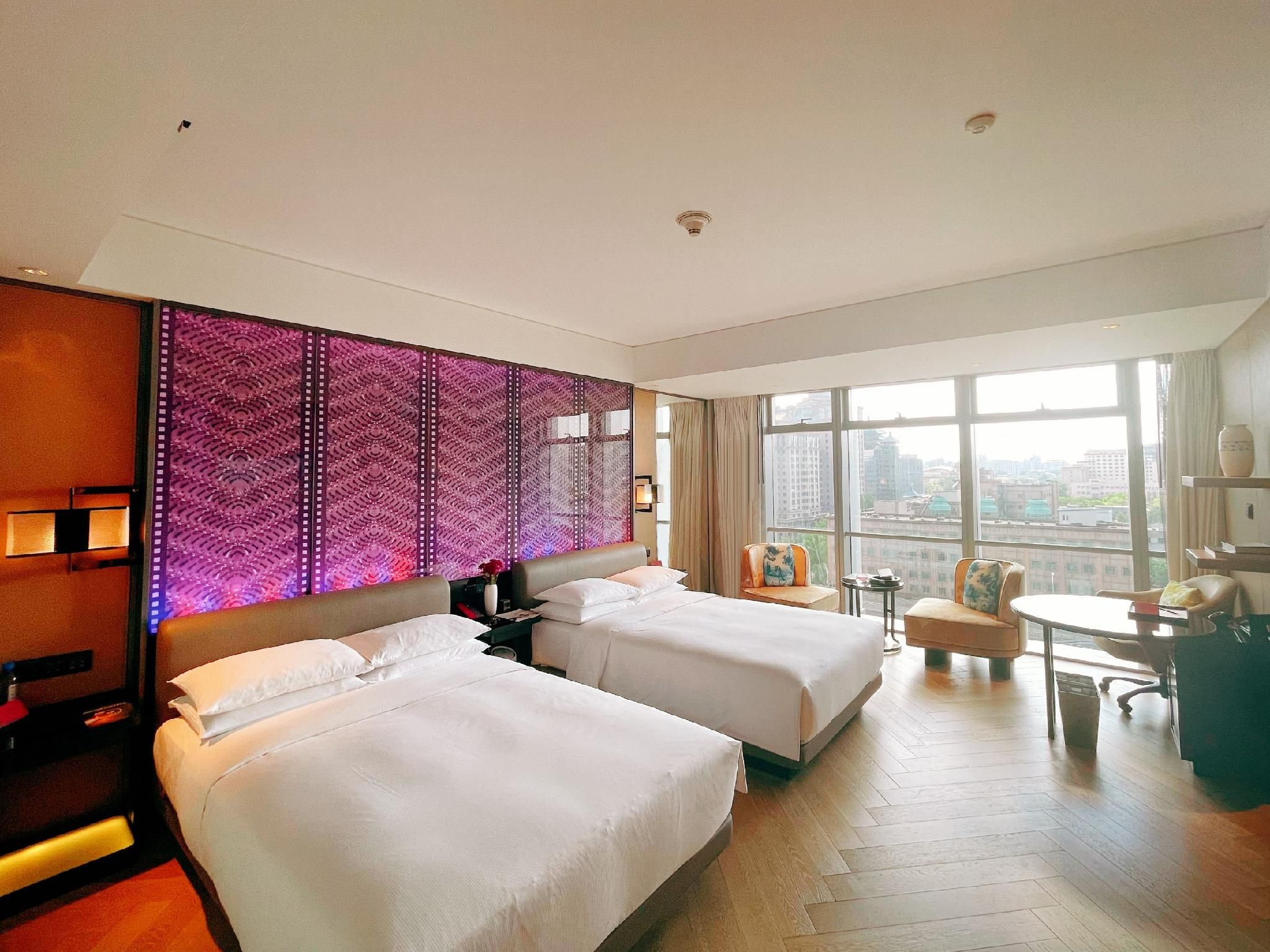 Luxury Room, 2 Single Beds - Mini Bar Included