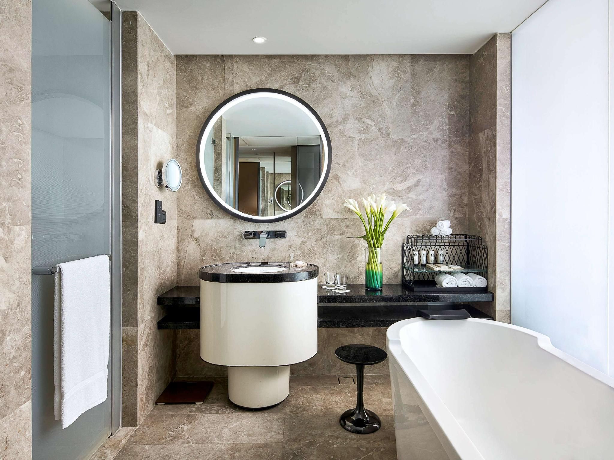 Luxury Room Club,2 single beds