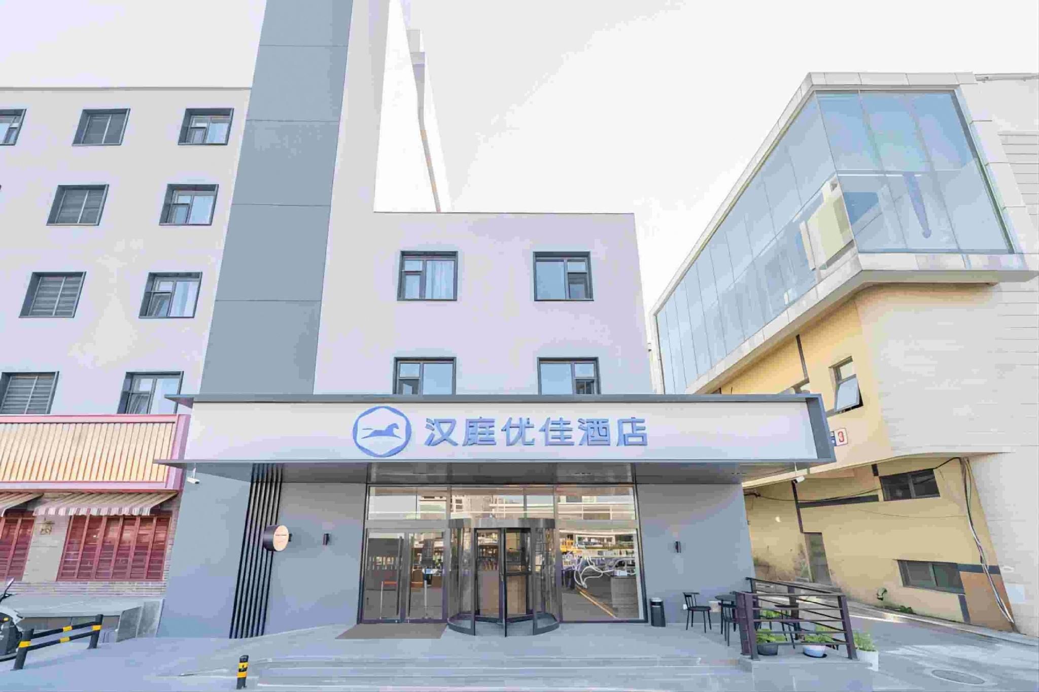 d708dd797123c4286300fdf65c896f37