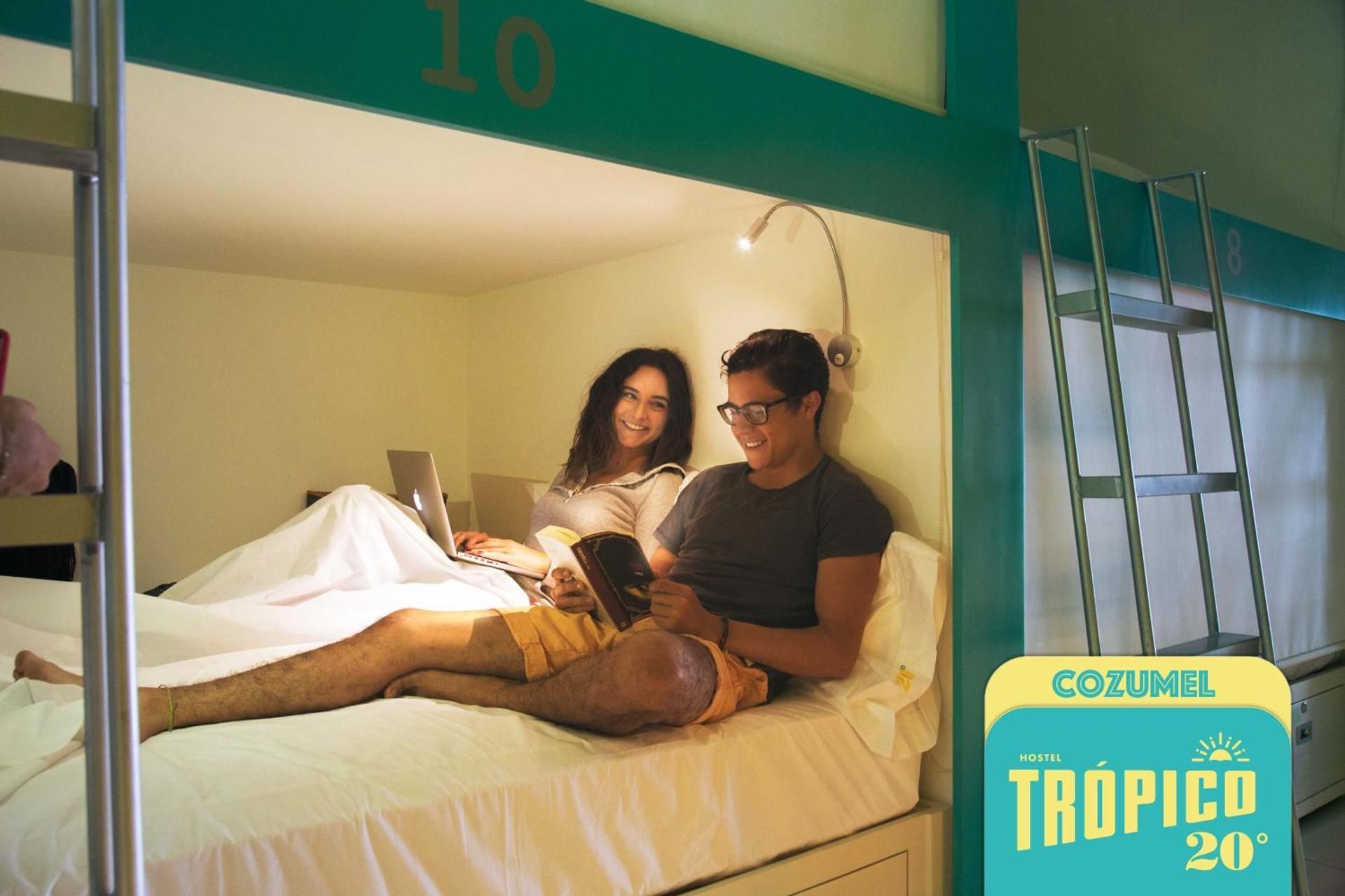Double Bed in Mixed Dormitory Room 