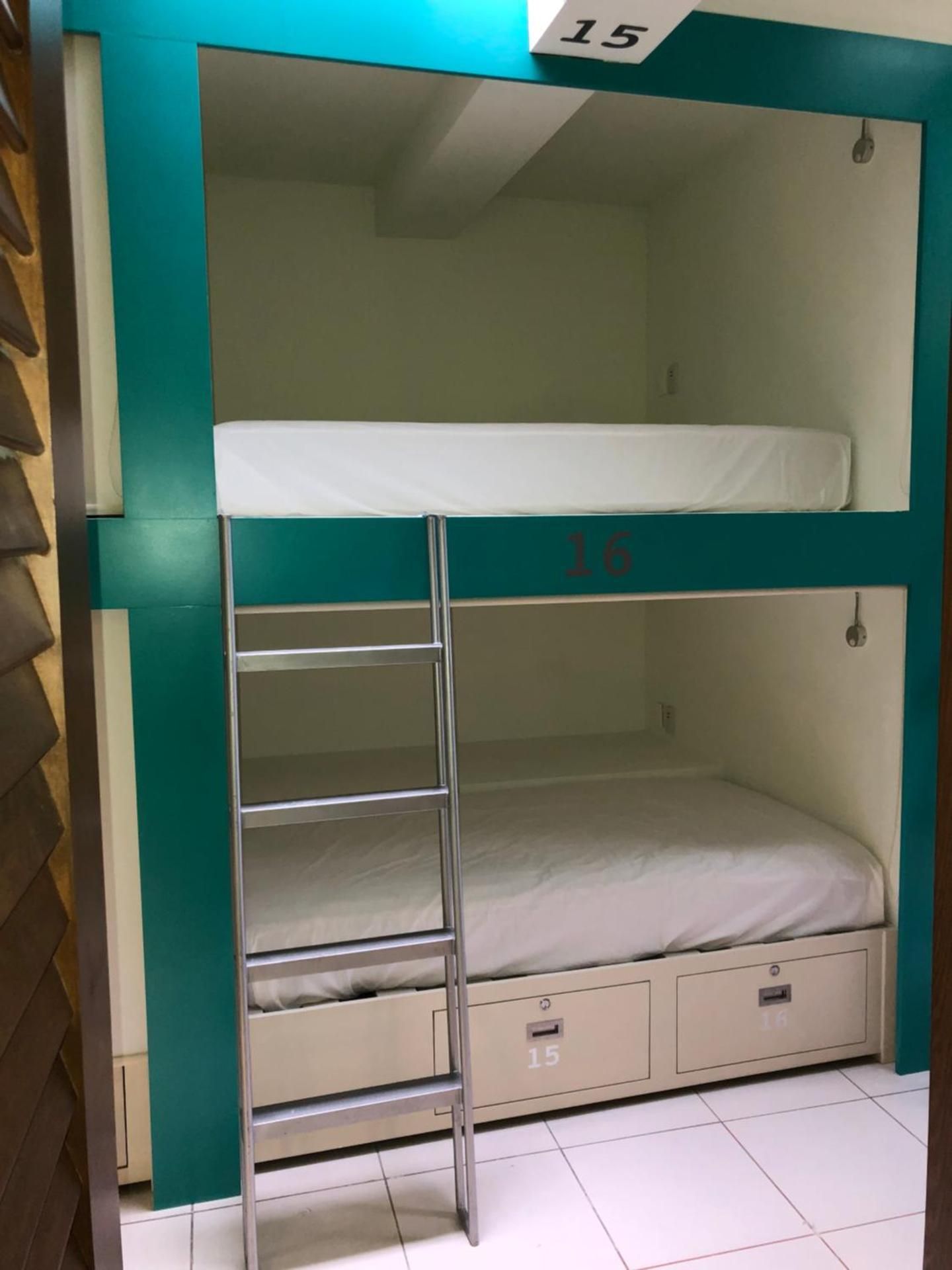 Single Bed in Mixed Dormitory Room