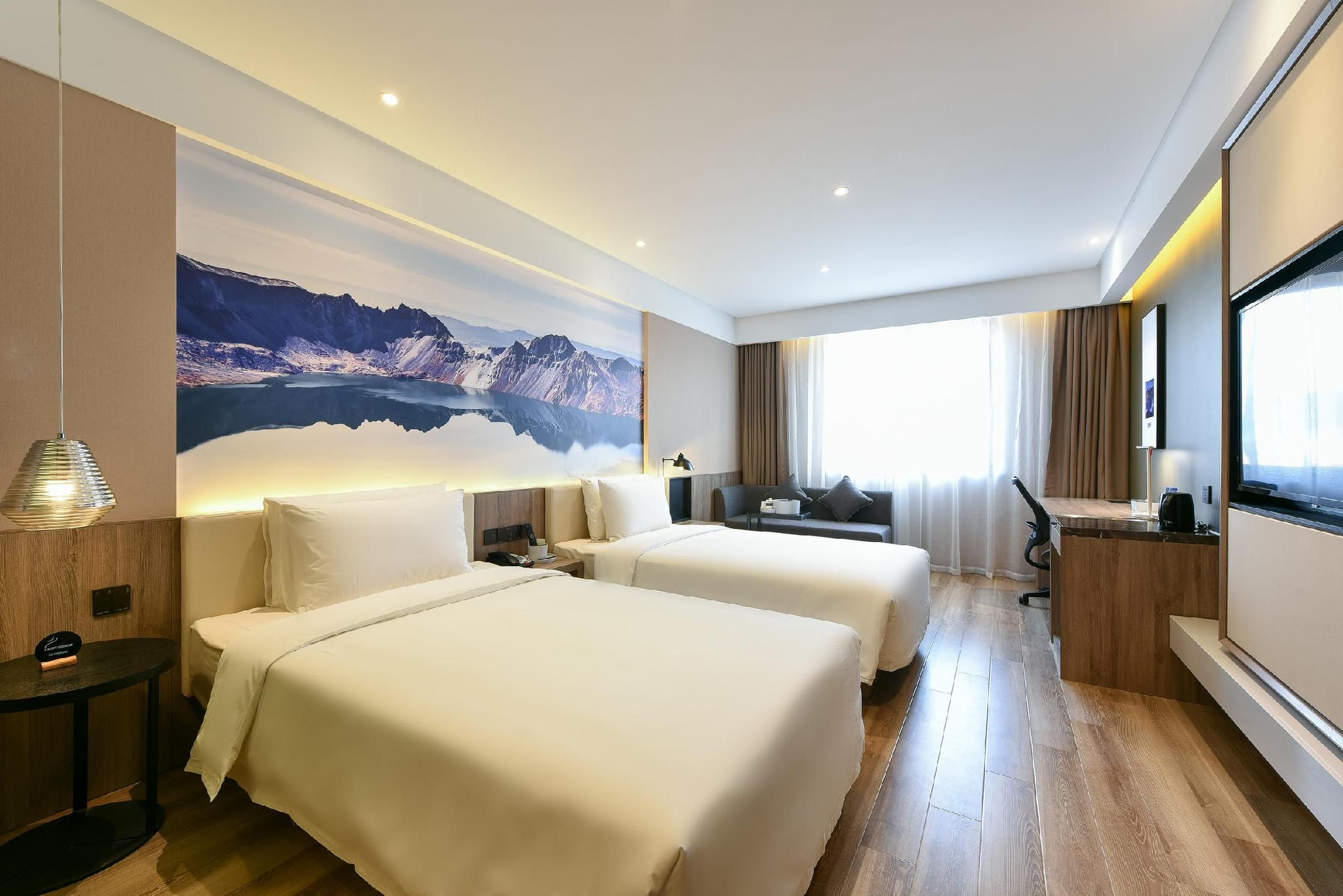 Superior Twin Room with City View