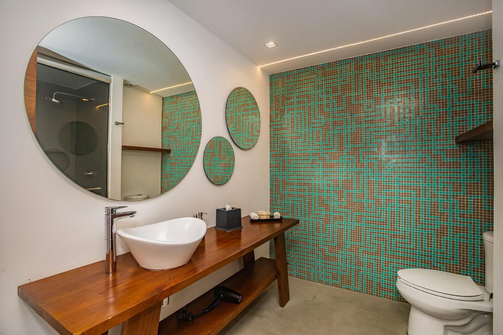 Hotel B Unique Grand Oceanfront Room 3