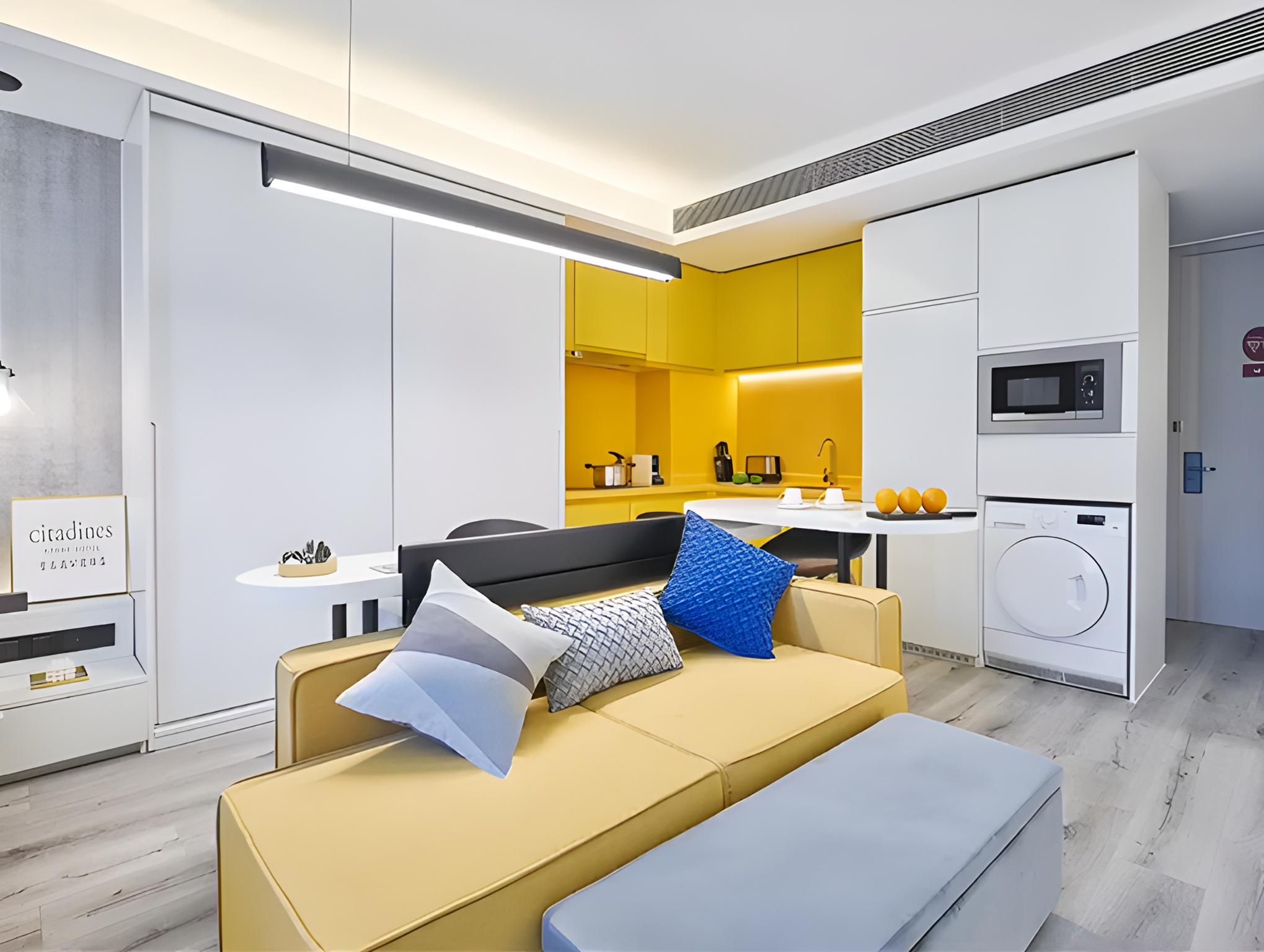 1-Bedroom Deluxe Apartment