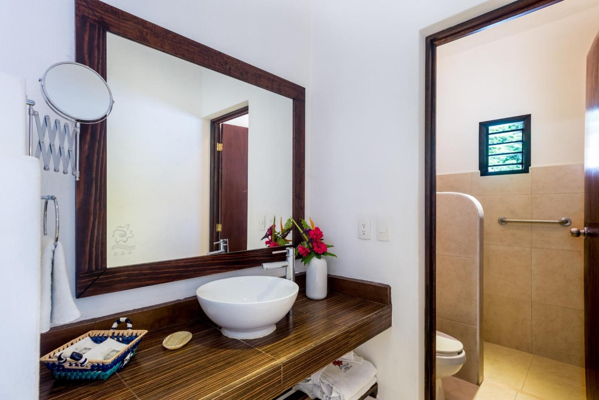 Deluxe Suite with Private Pool