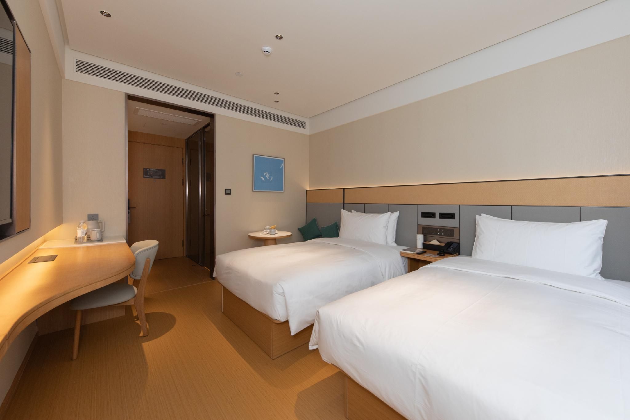 Twin Business Room