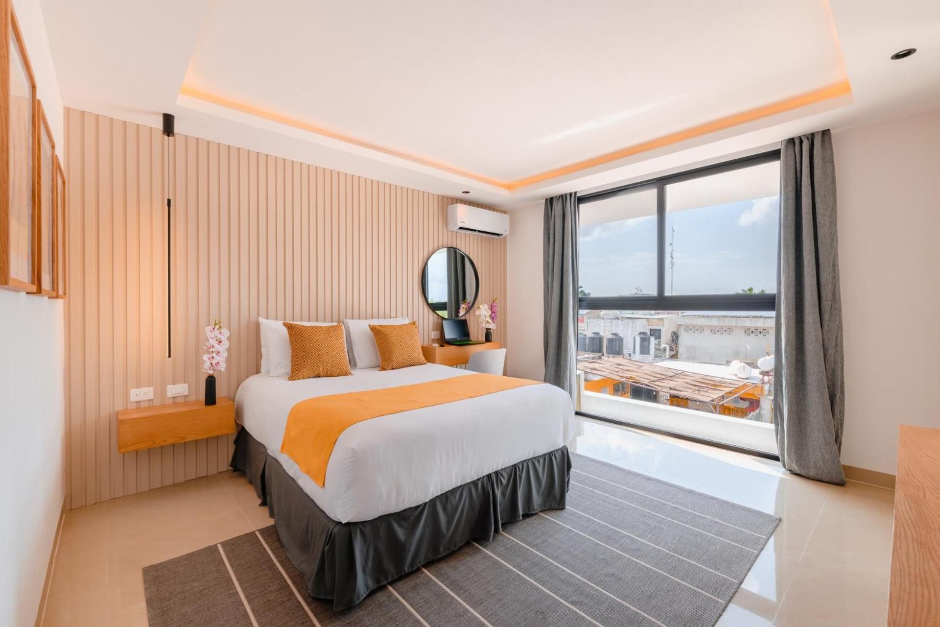 Queen Suite