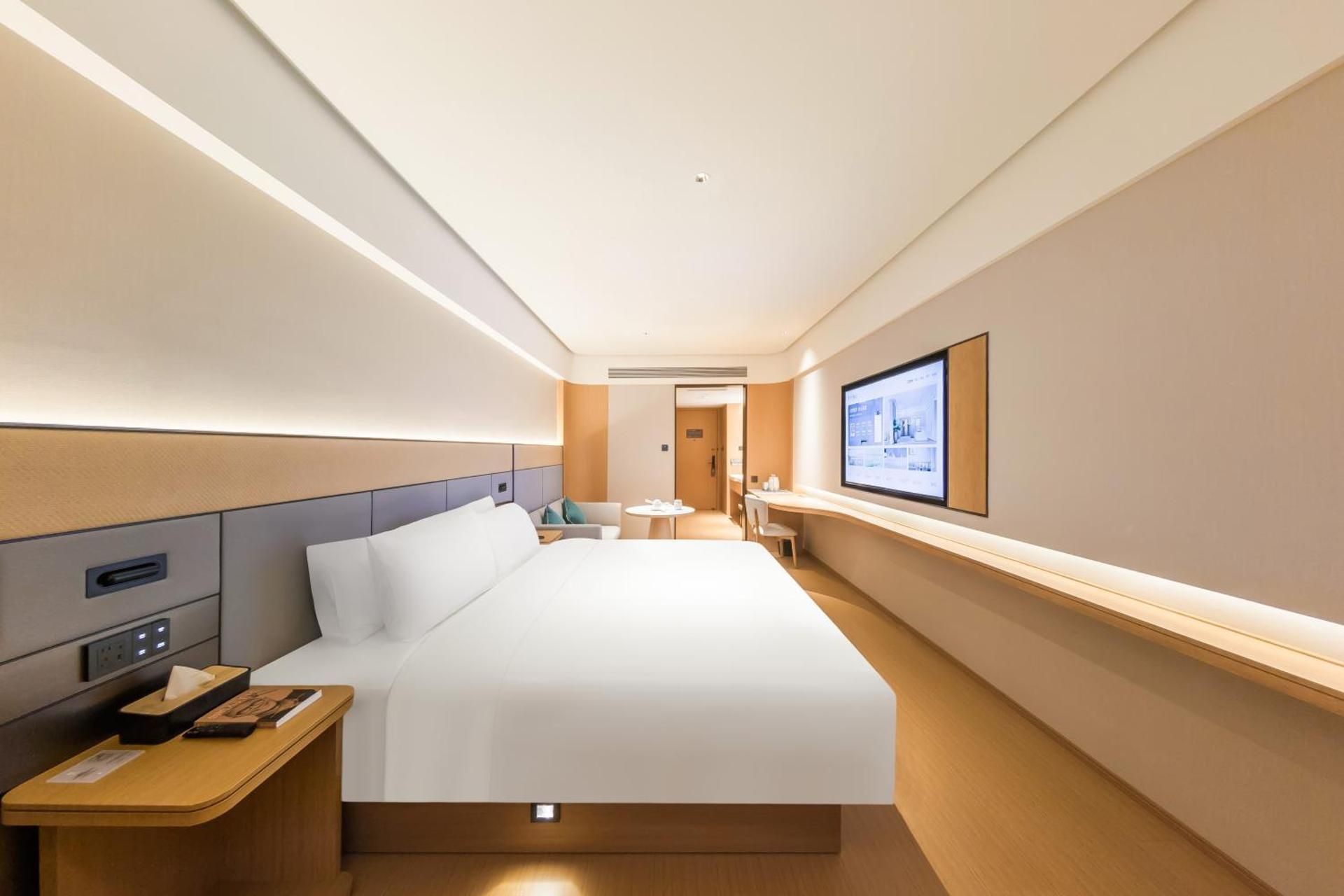 Superior King Room