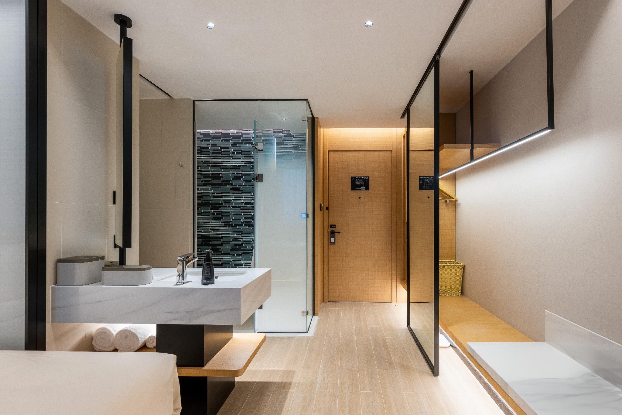 Executive room, Guest room, 1 Queen