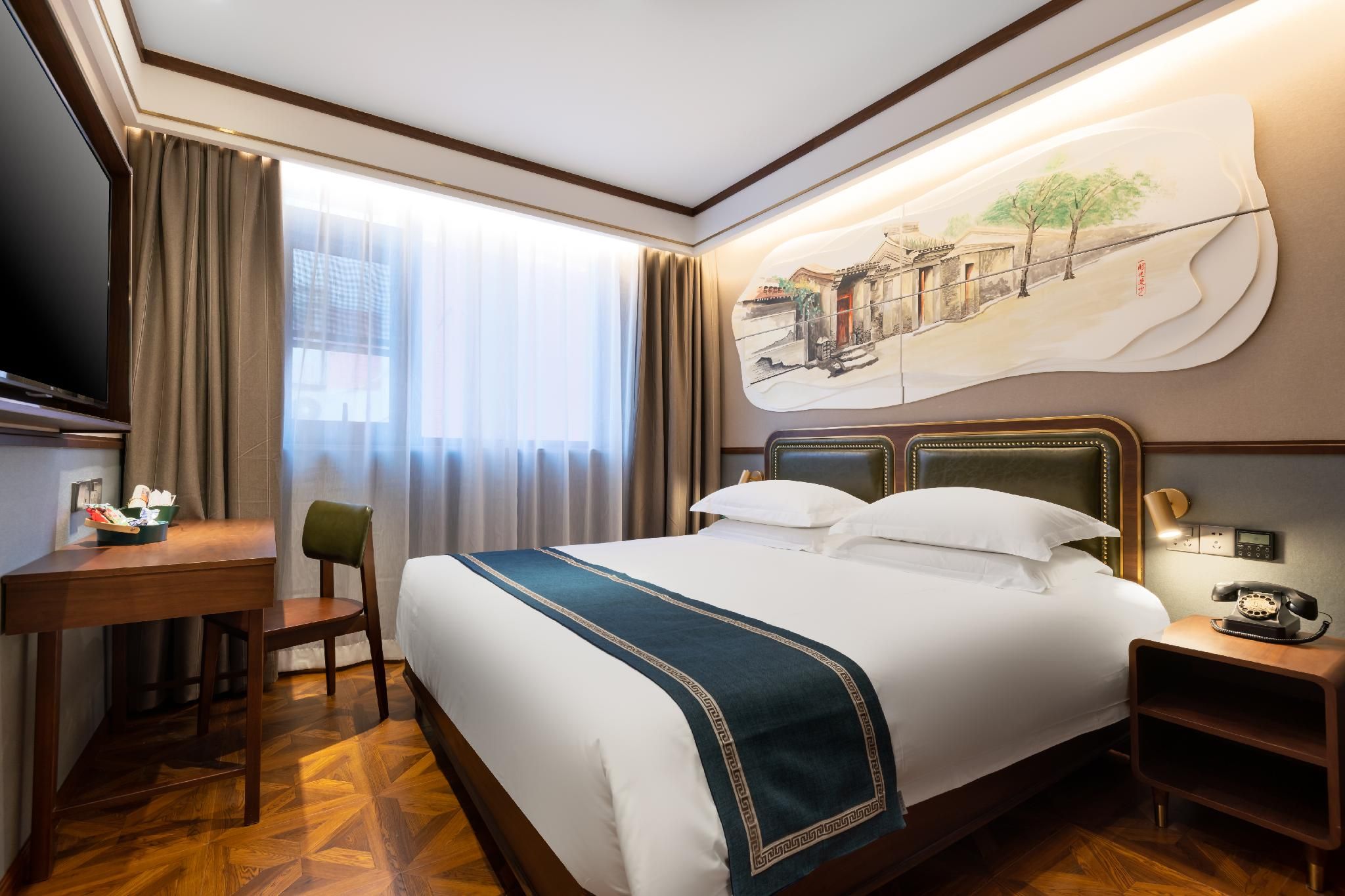 Business King Room