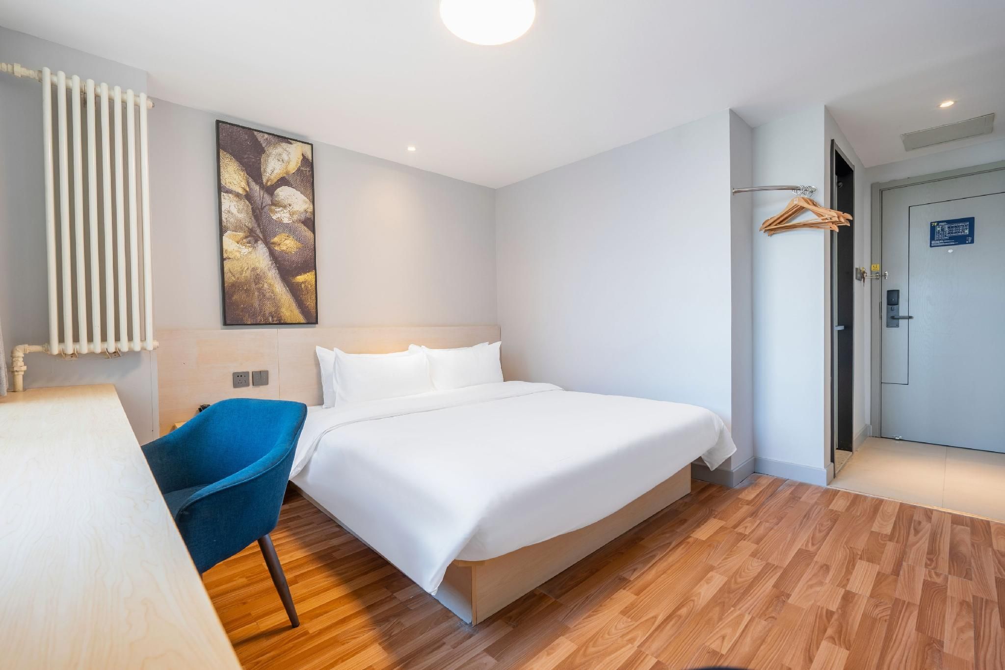 WH - Traditional Bed Room