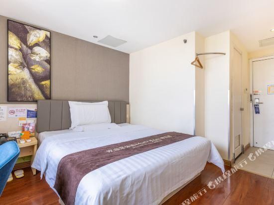 Business Queen Room