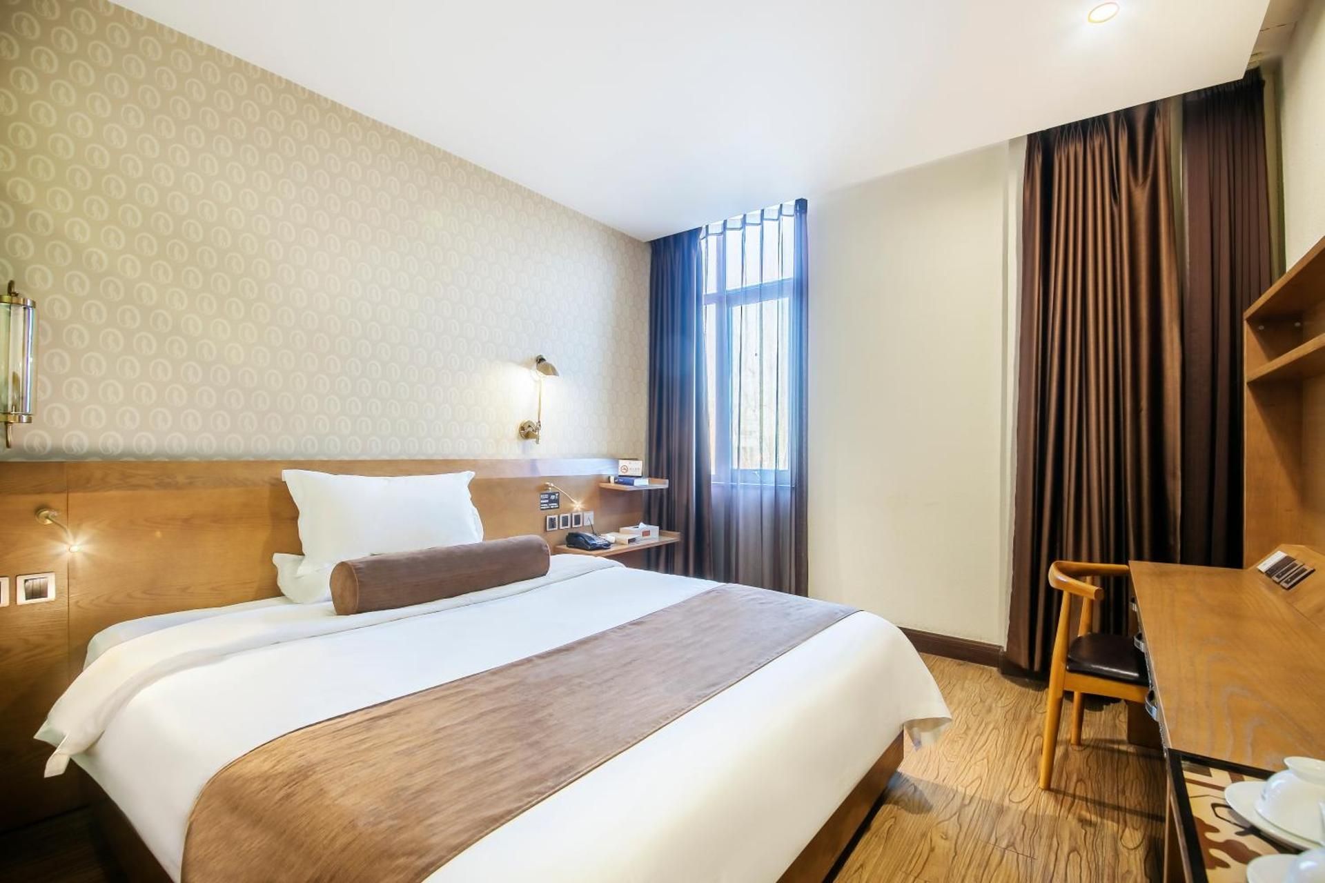 Superior Queen Room