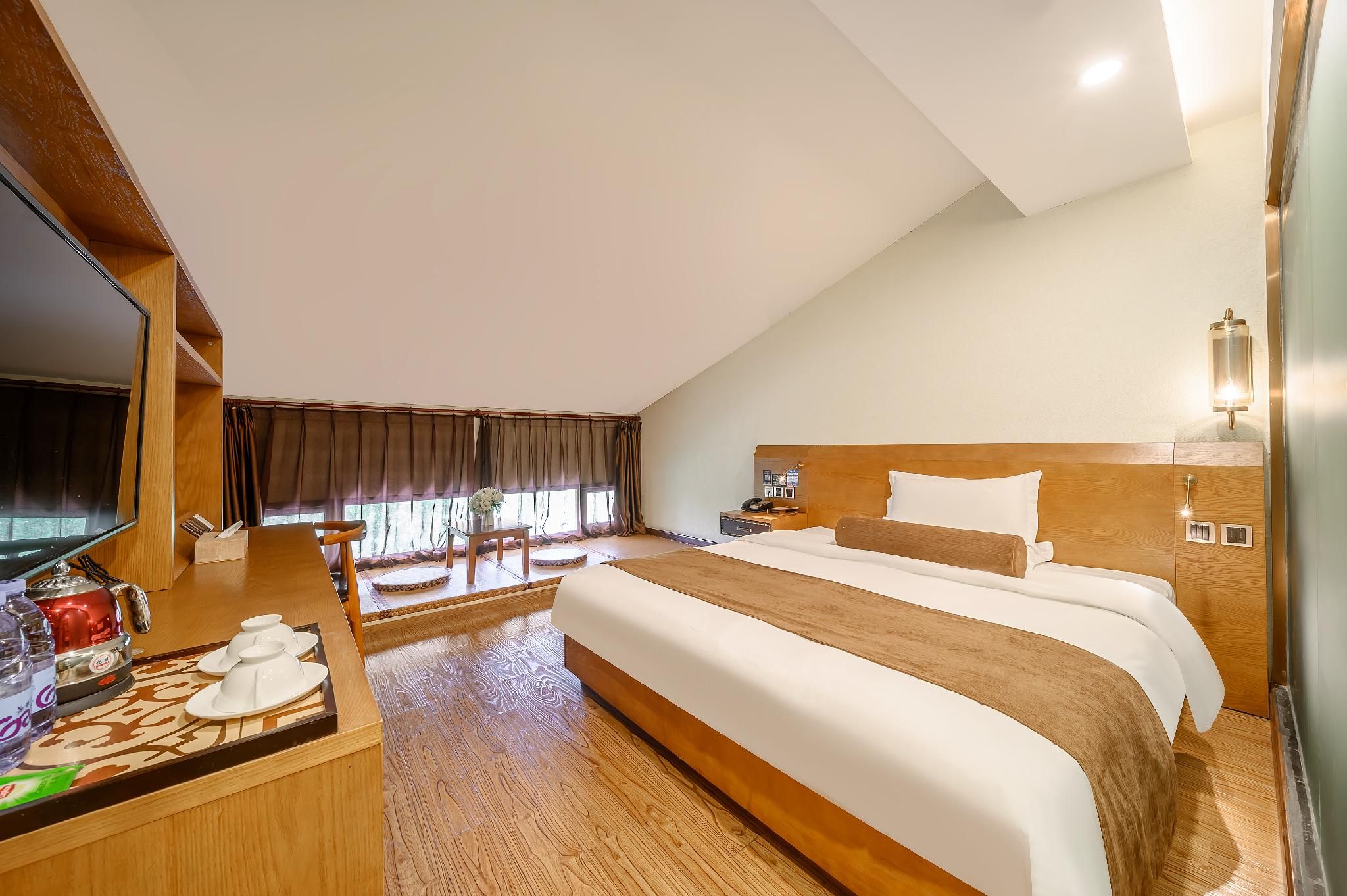 Big Room
