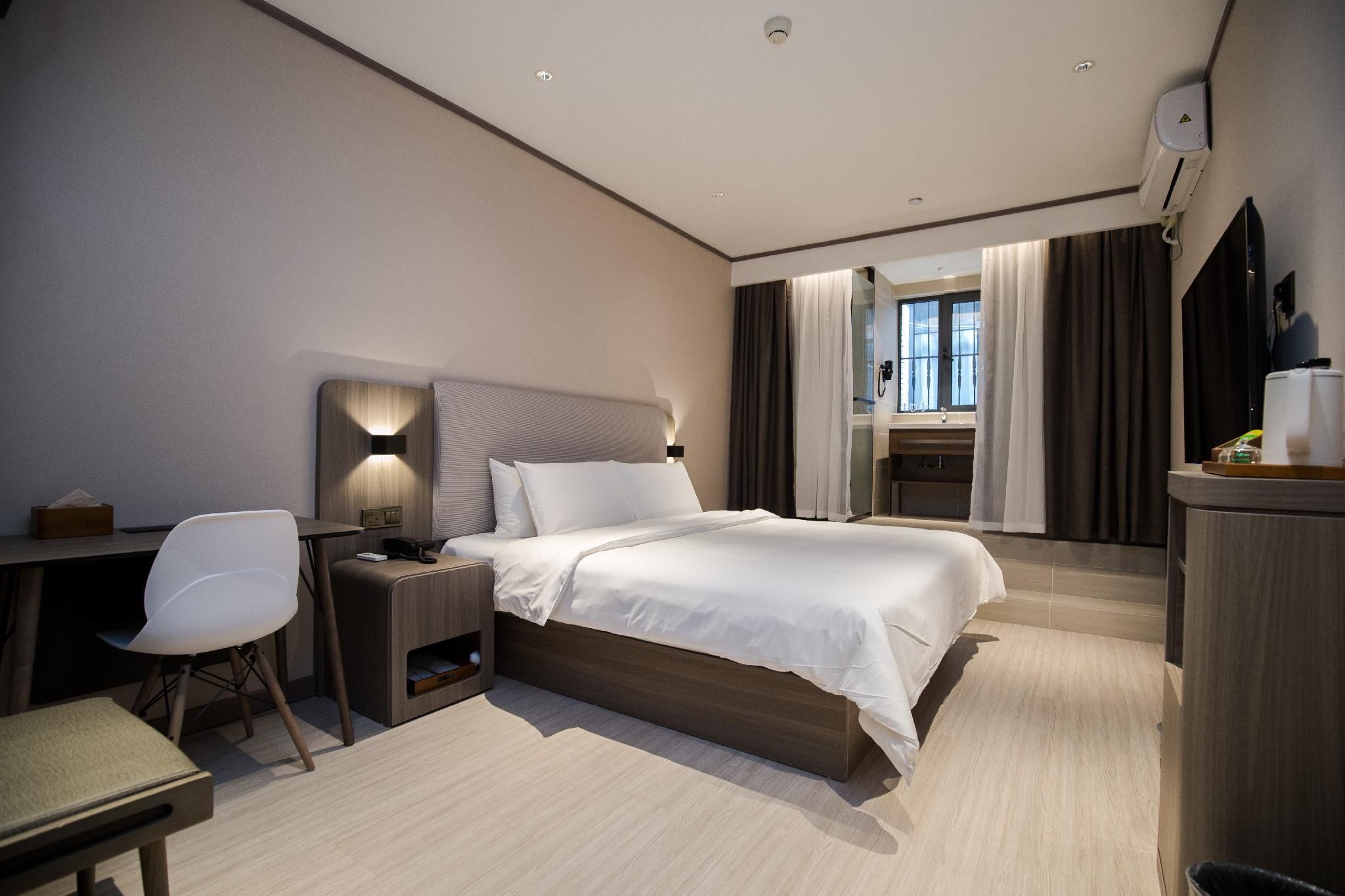 Huazhu - Speical Offer Guest Room