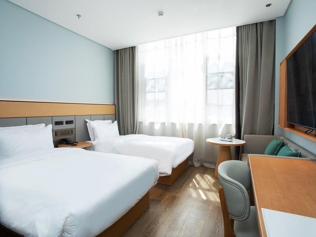 Huazhu - Business Twin Room