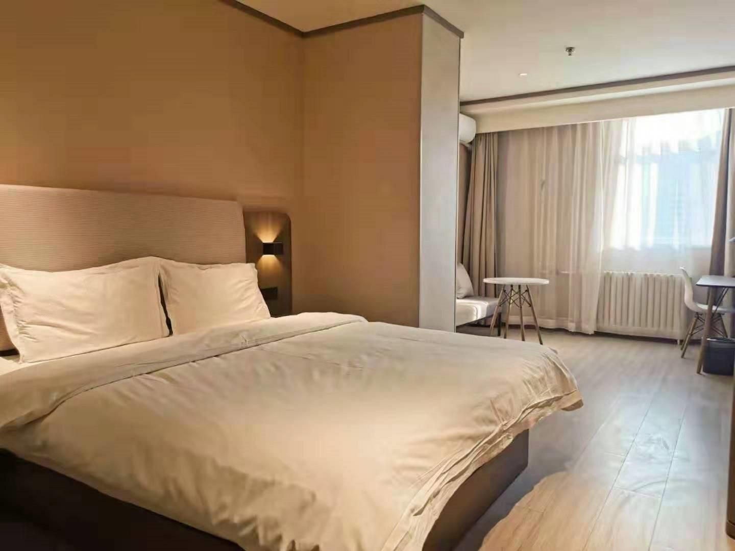 Huazhu - Business Bed Room
