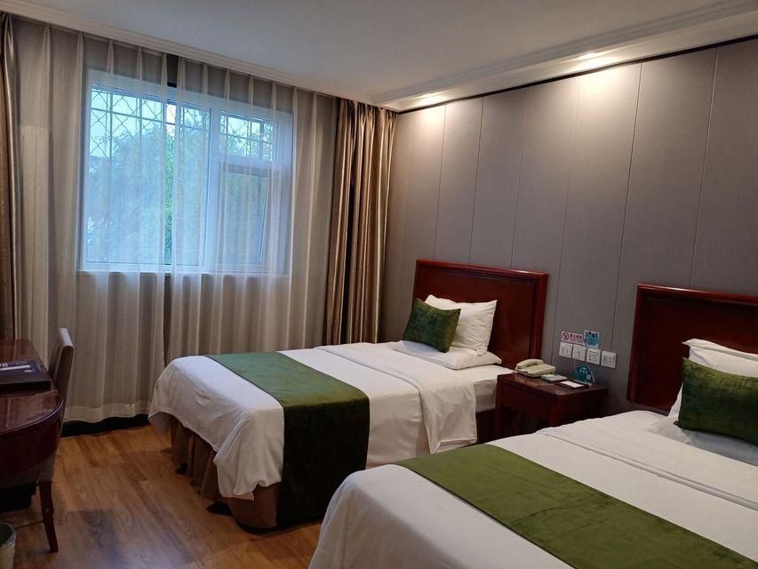 2 Bed Twin Superior Room