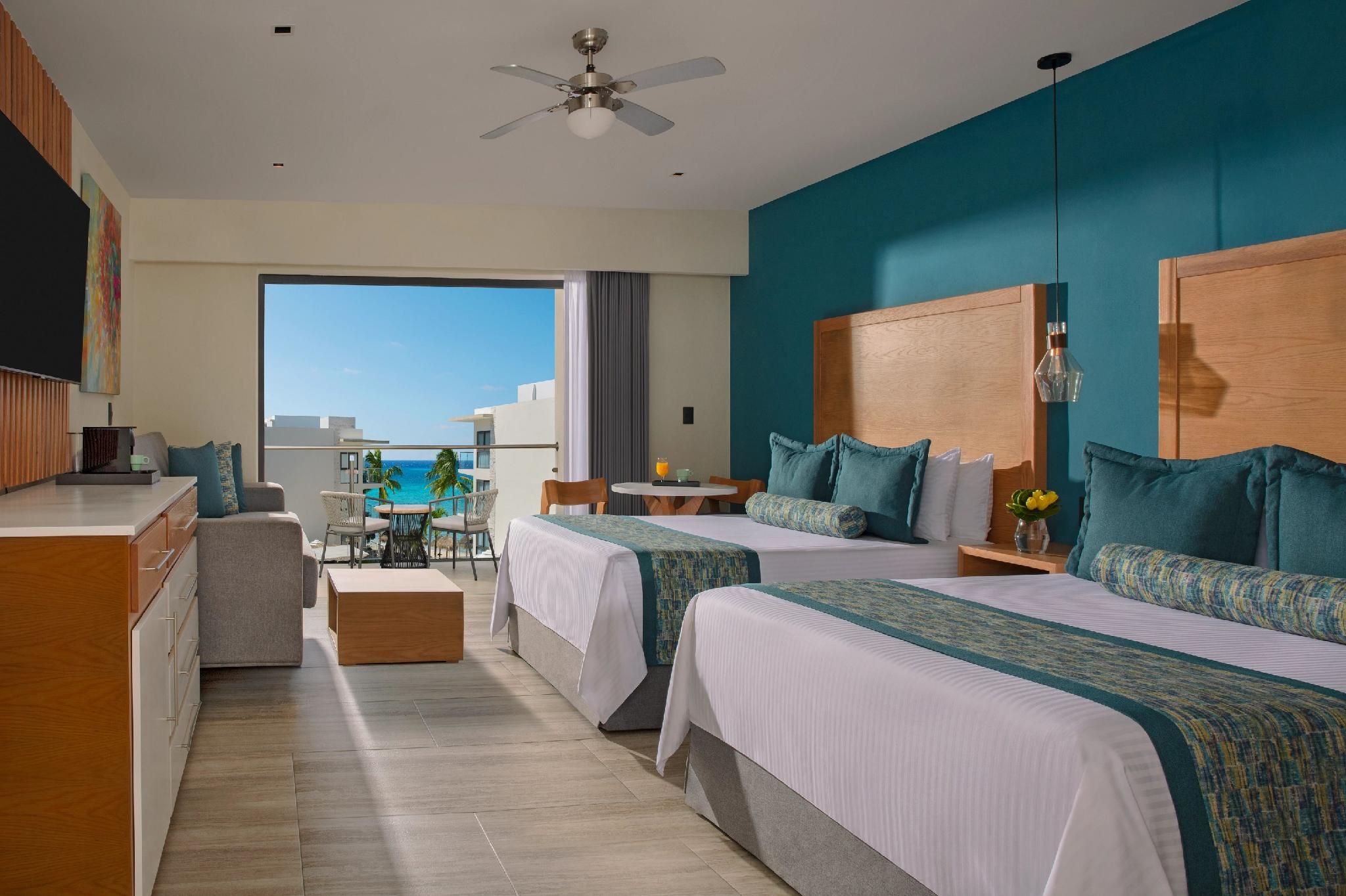 Preferred Club Jr Suite Ocean View Double Beds