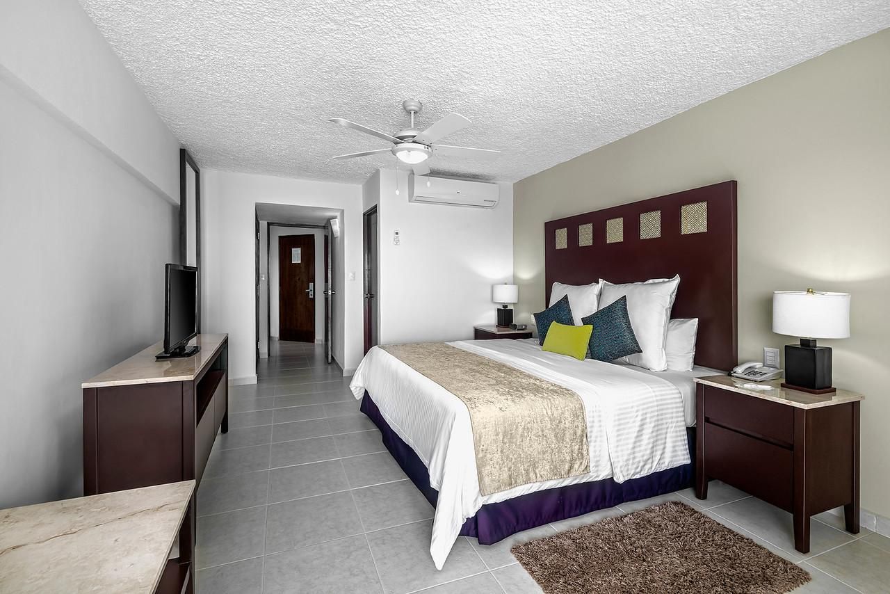 Deluxe Room with Garden View
