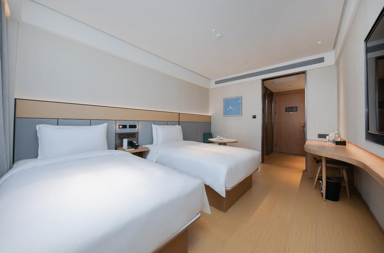 Huazhu - Business Twin Room