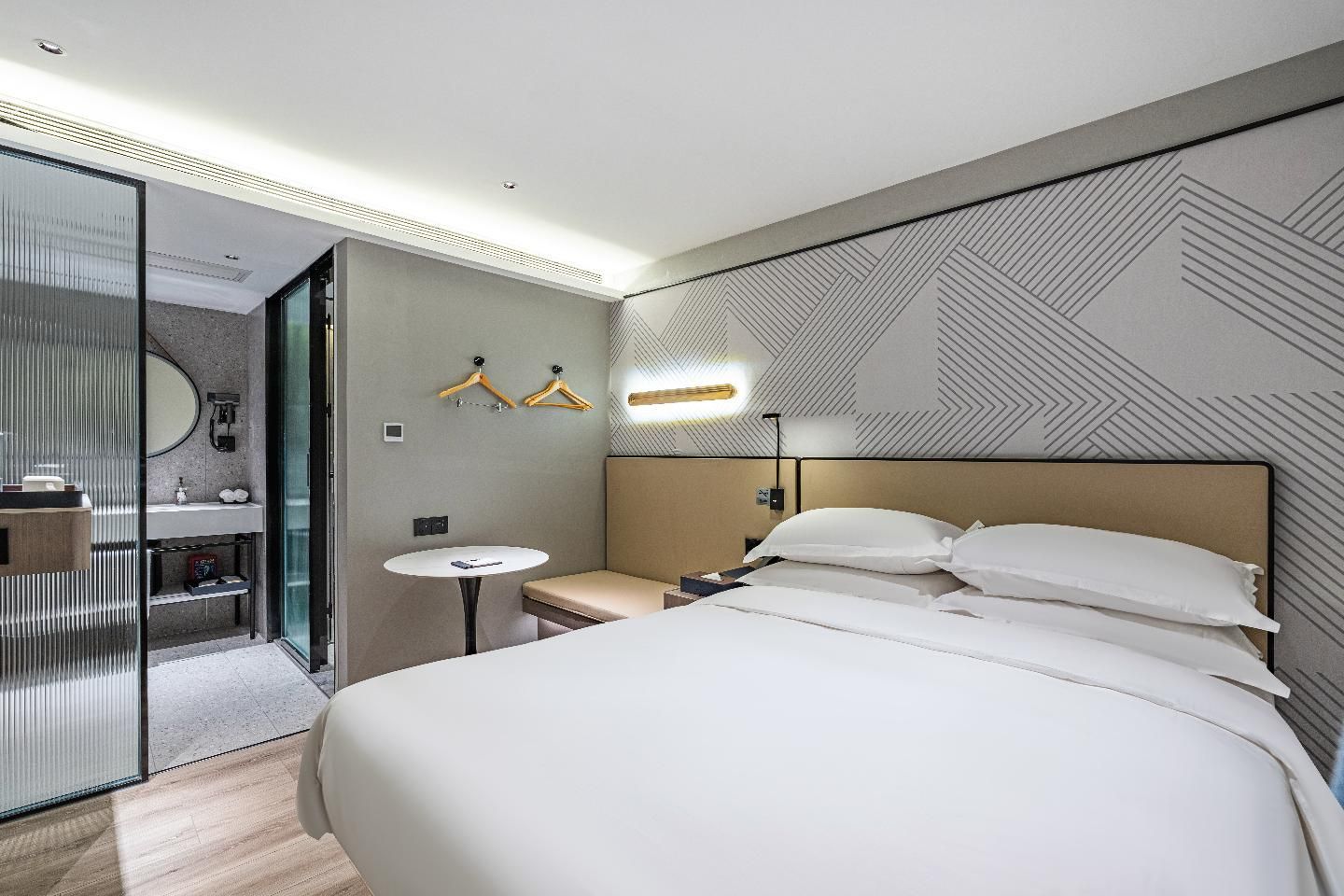 Comfort Queen Room
