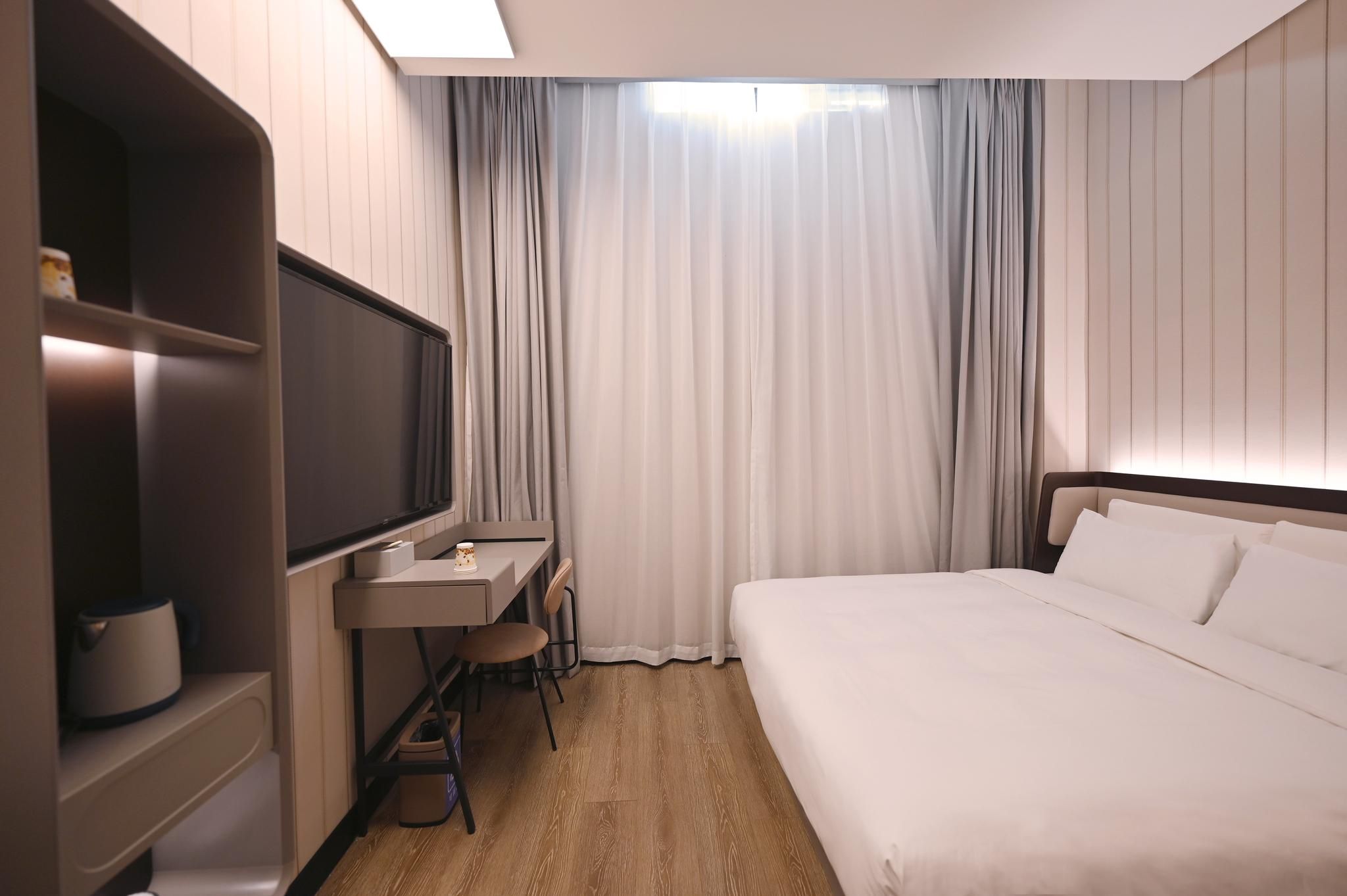 Huazhu - Speical Offer Guest Room