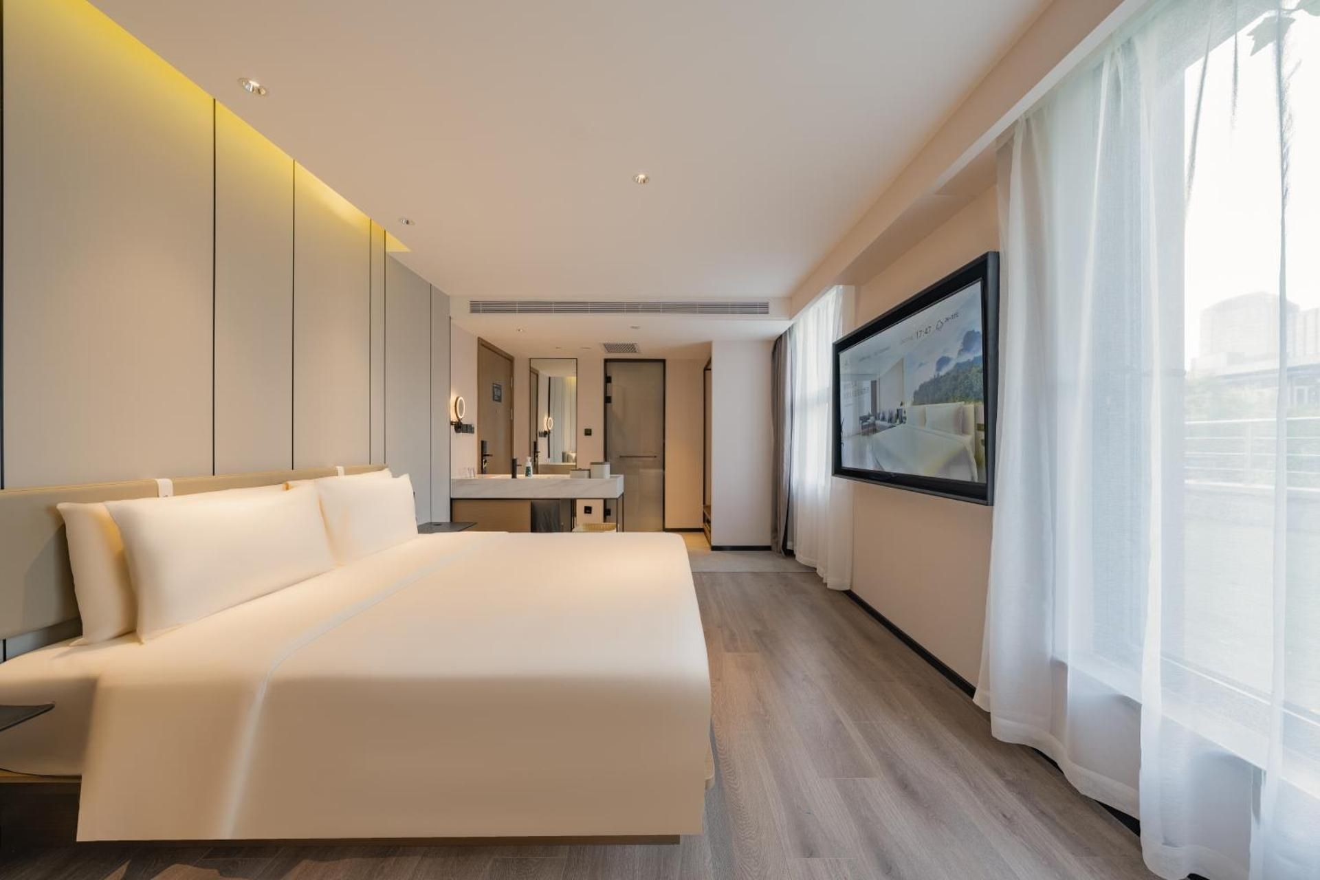 Executive Double Room with Courtyard