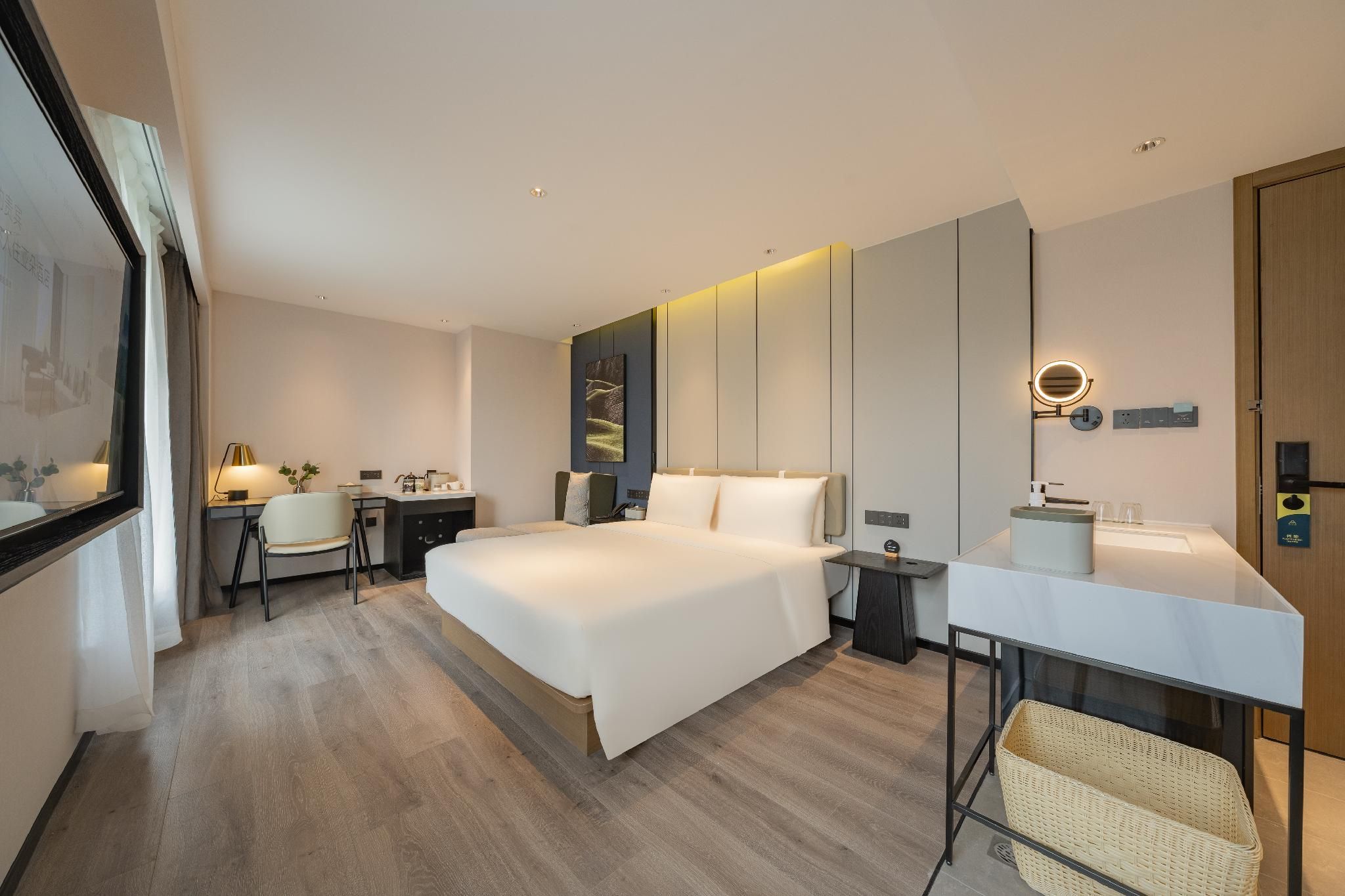 Executive Courtyard King Room