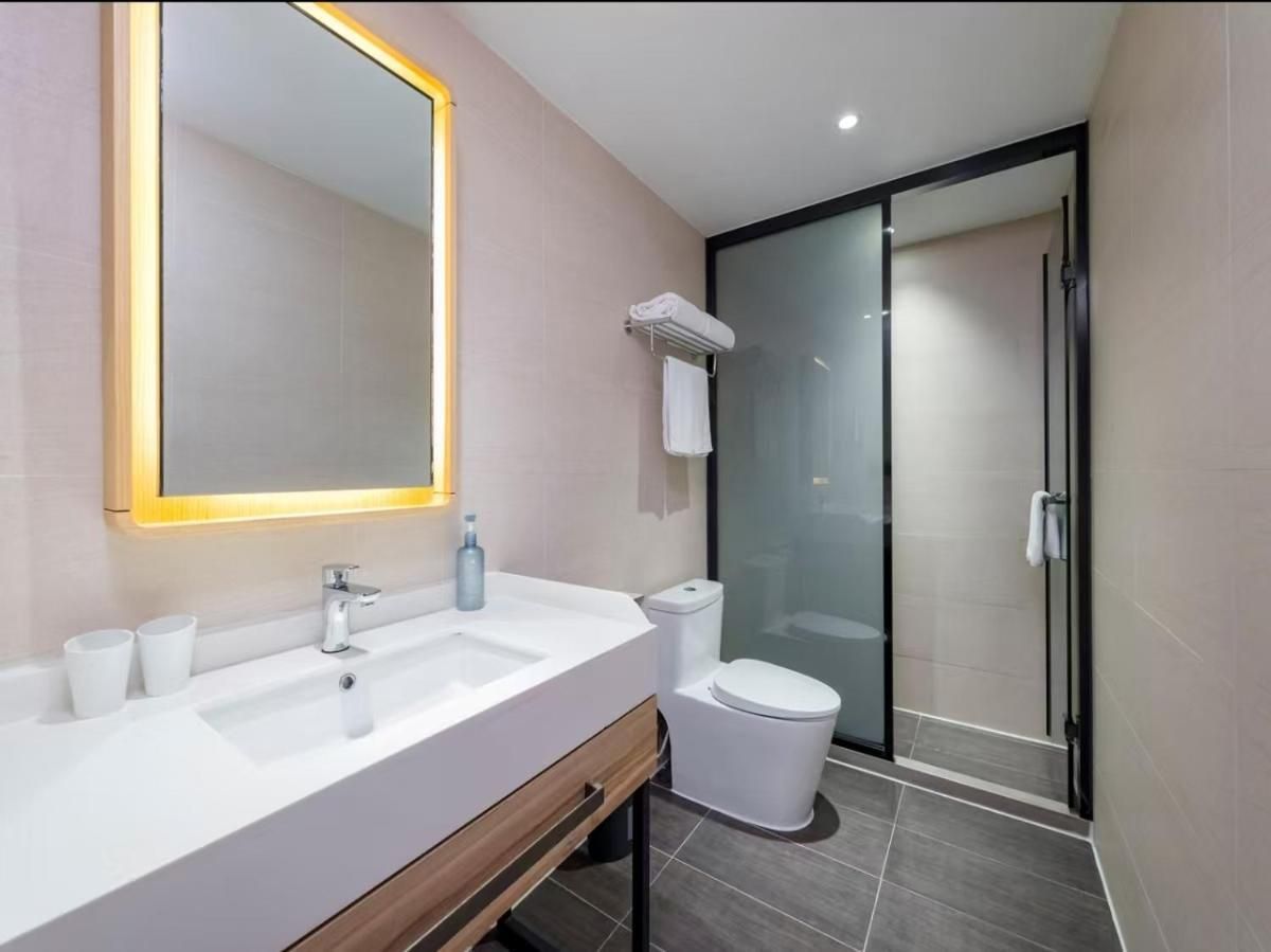 Hanting Premium Hotel Beijing Wudaokou East Gate of Tsinghua Deluxe Queen Room 3