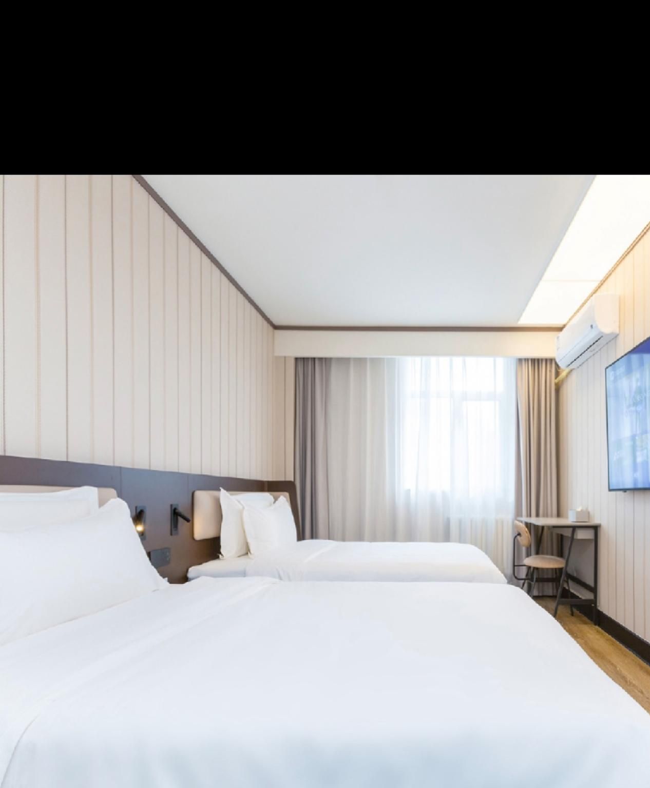 Twin Business Room