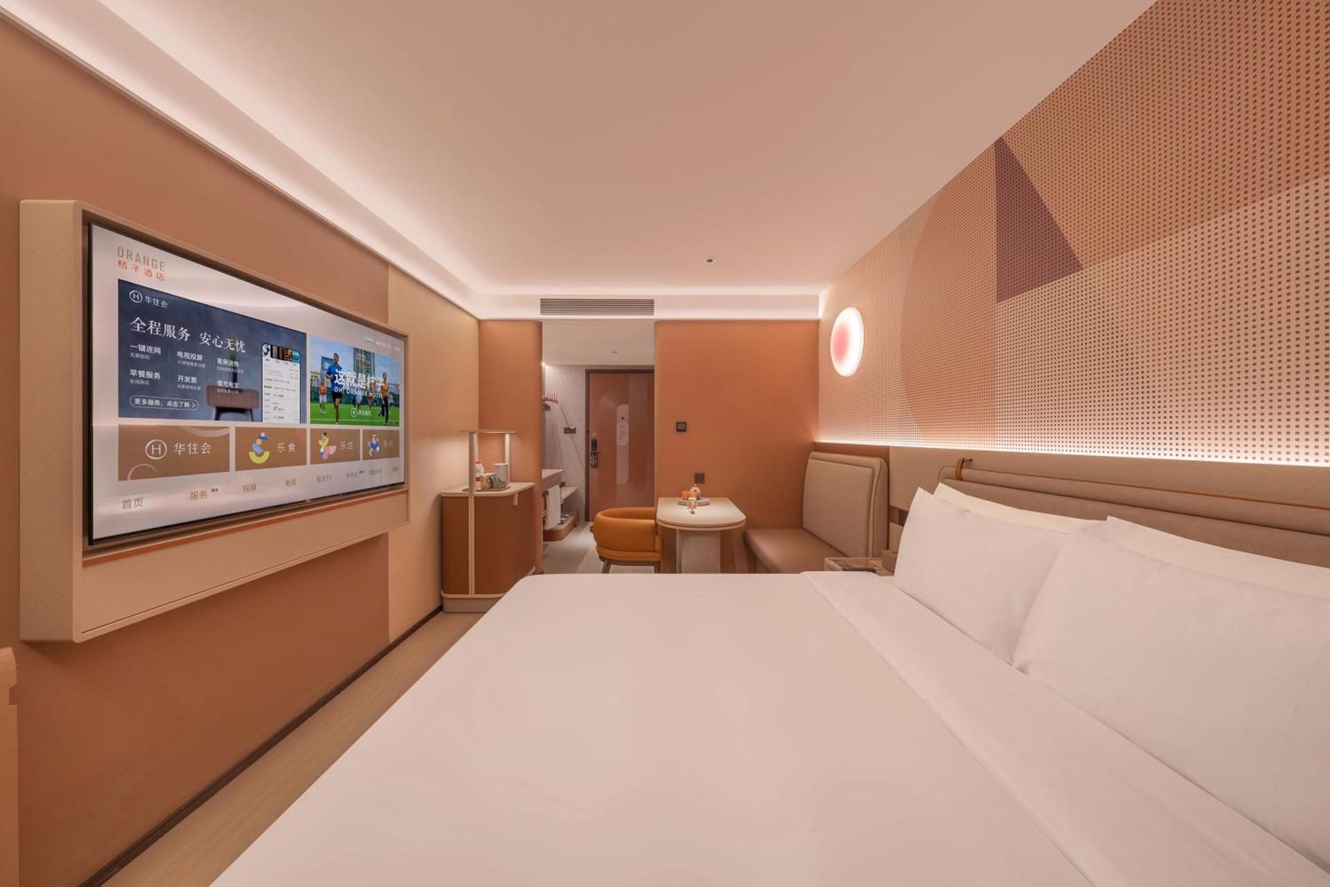 Deluxe Queen Room