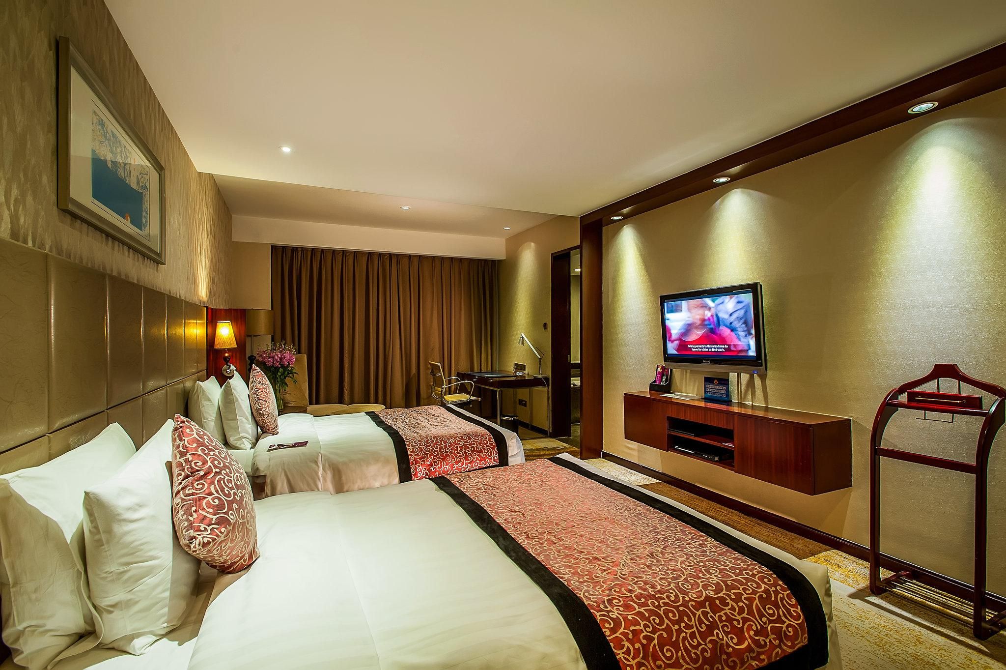 2 Twin Beds Standard Accessible